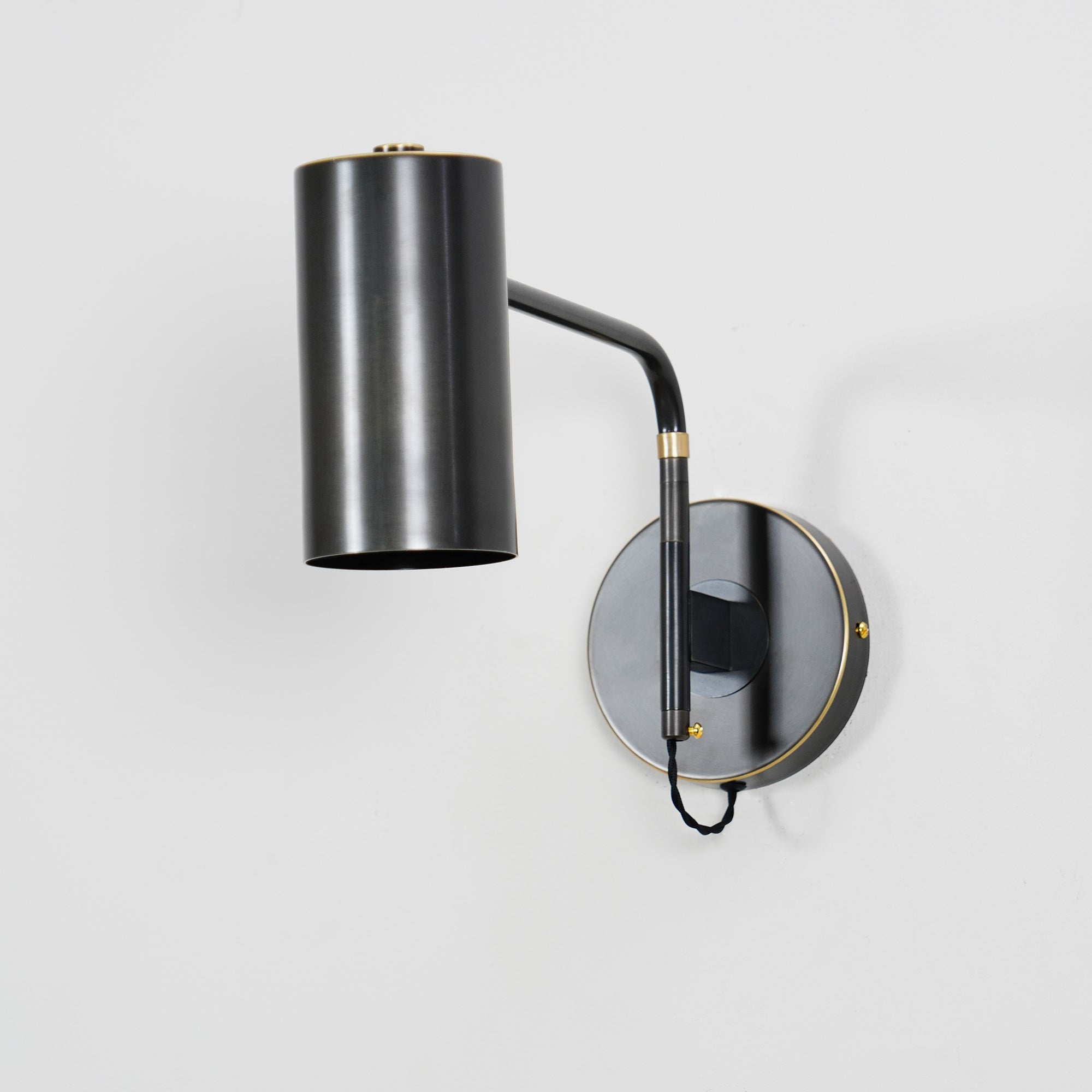 Envoy Swing Sconce - Lumpaz