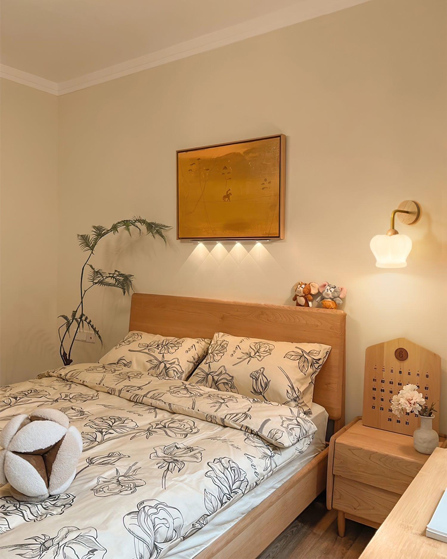 Crown Wall Lamp - Lumpaz