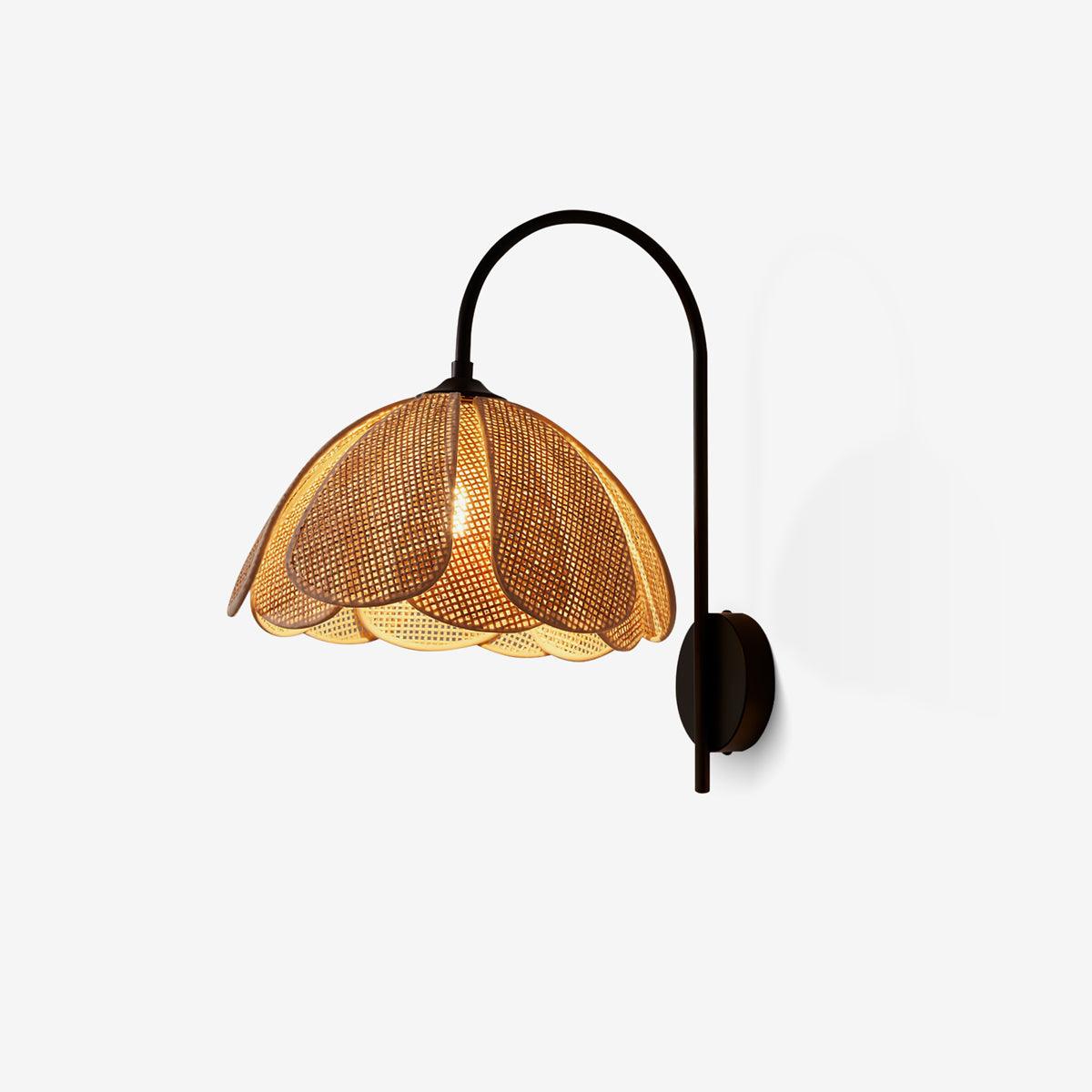 Rattan Petal Wall Lamp - Lumpaz