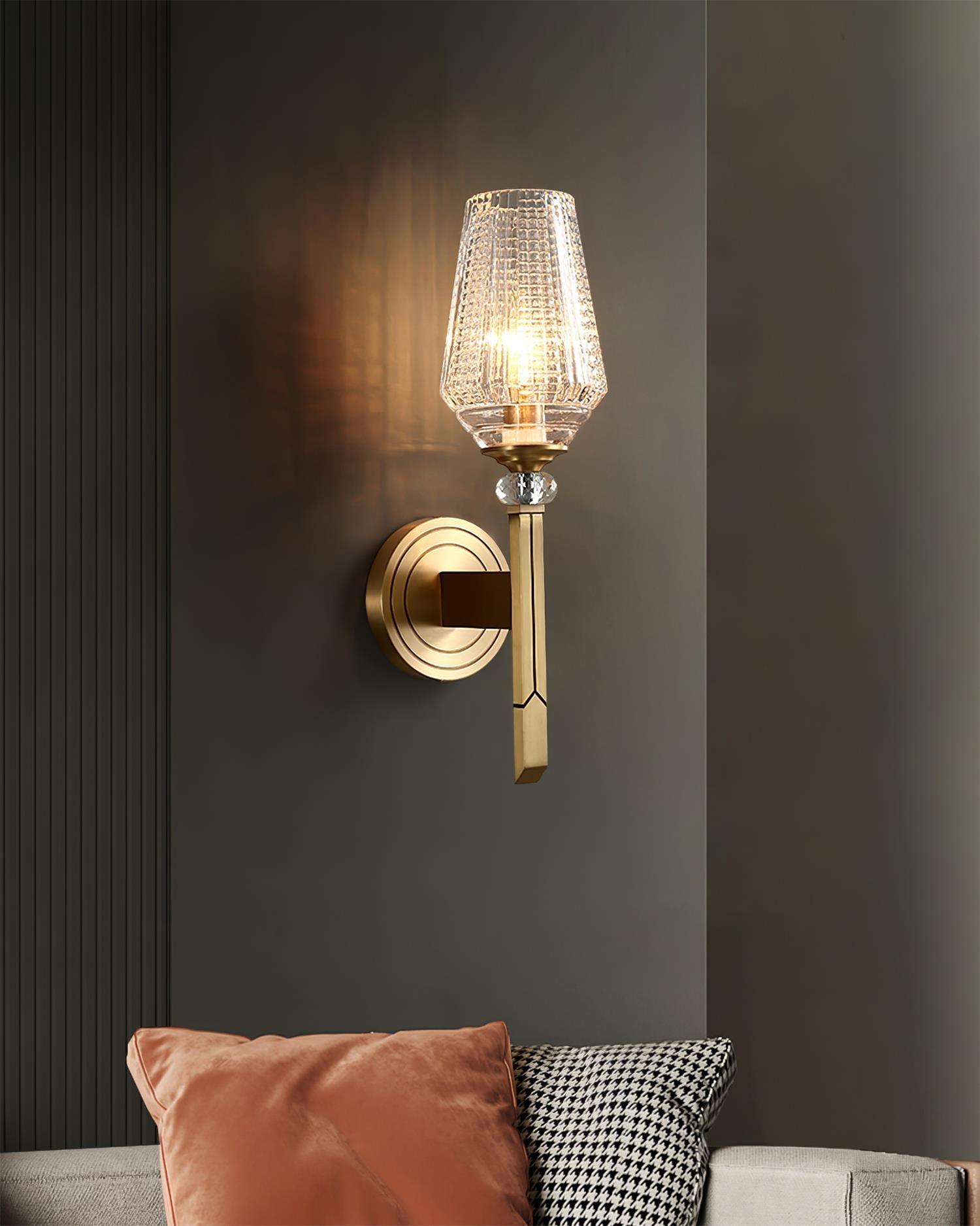 Devora Brass Wall Lamp - Lumpaz