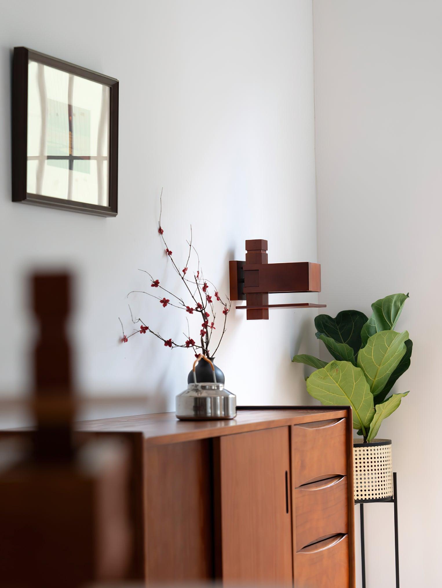 Taliesin Wall Lamp - Lumpaz