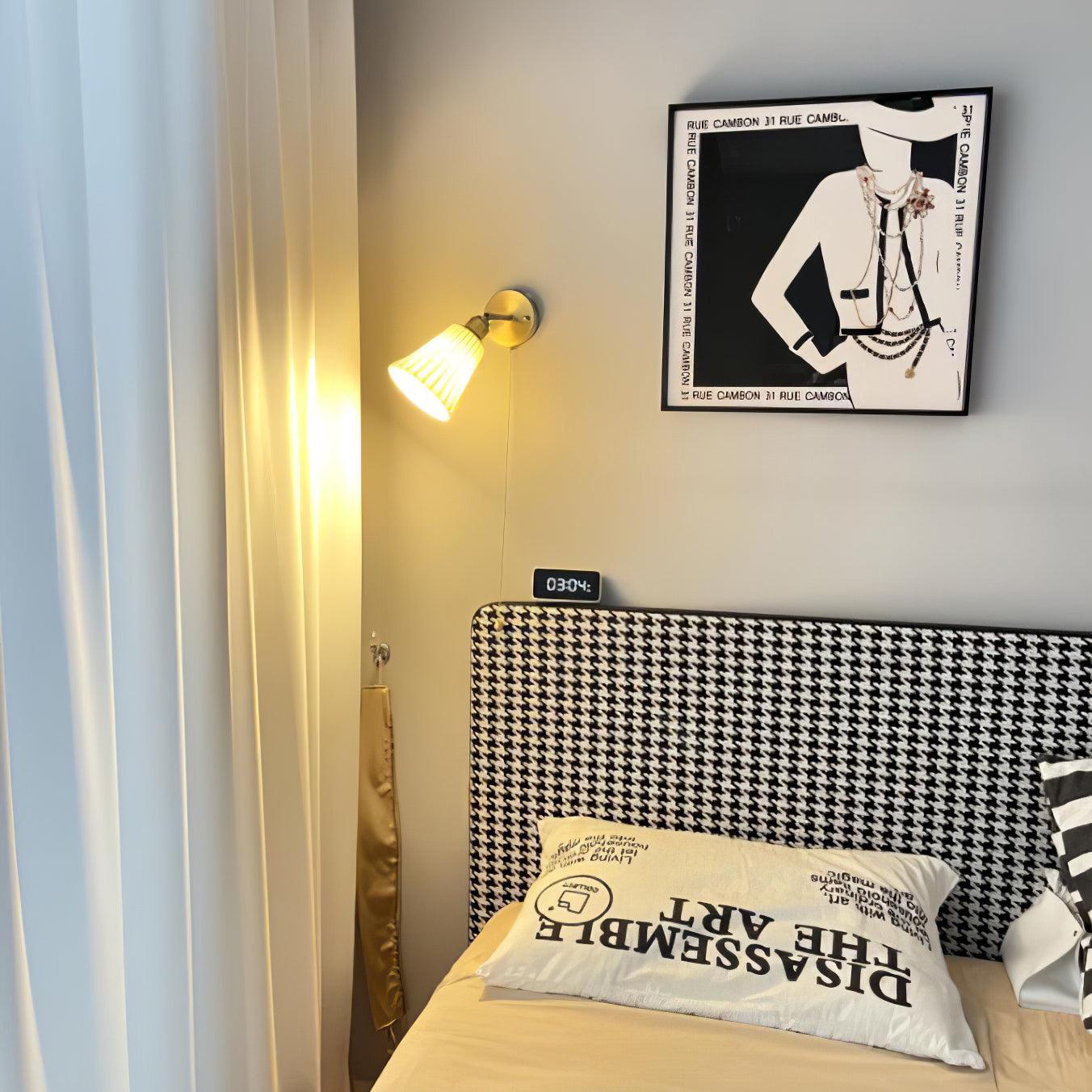 Trumpet Ceramic Wall Light - Lumpaz