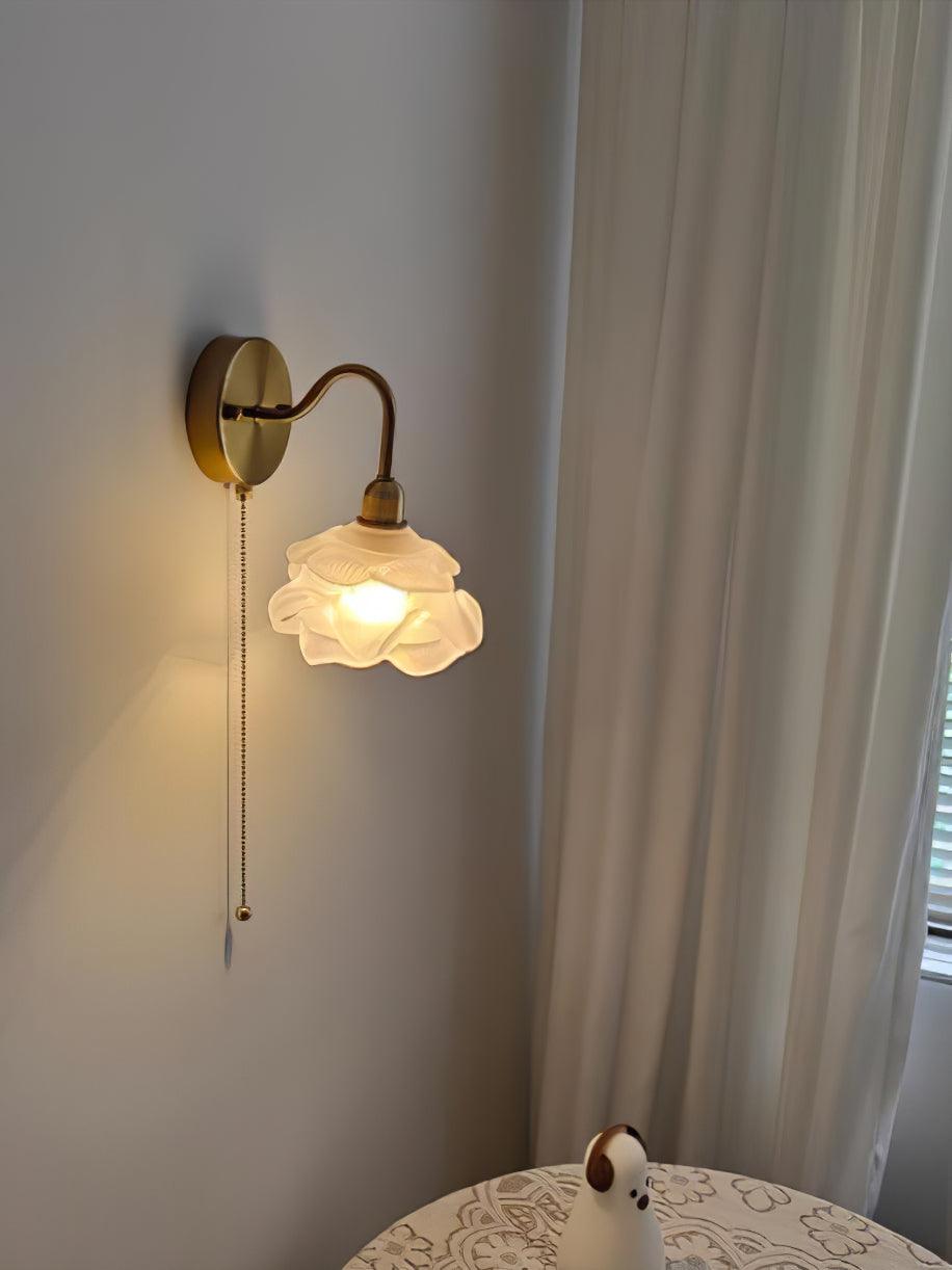 Rose Brass Wall Light - Lumpaz