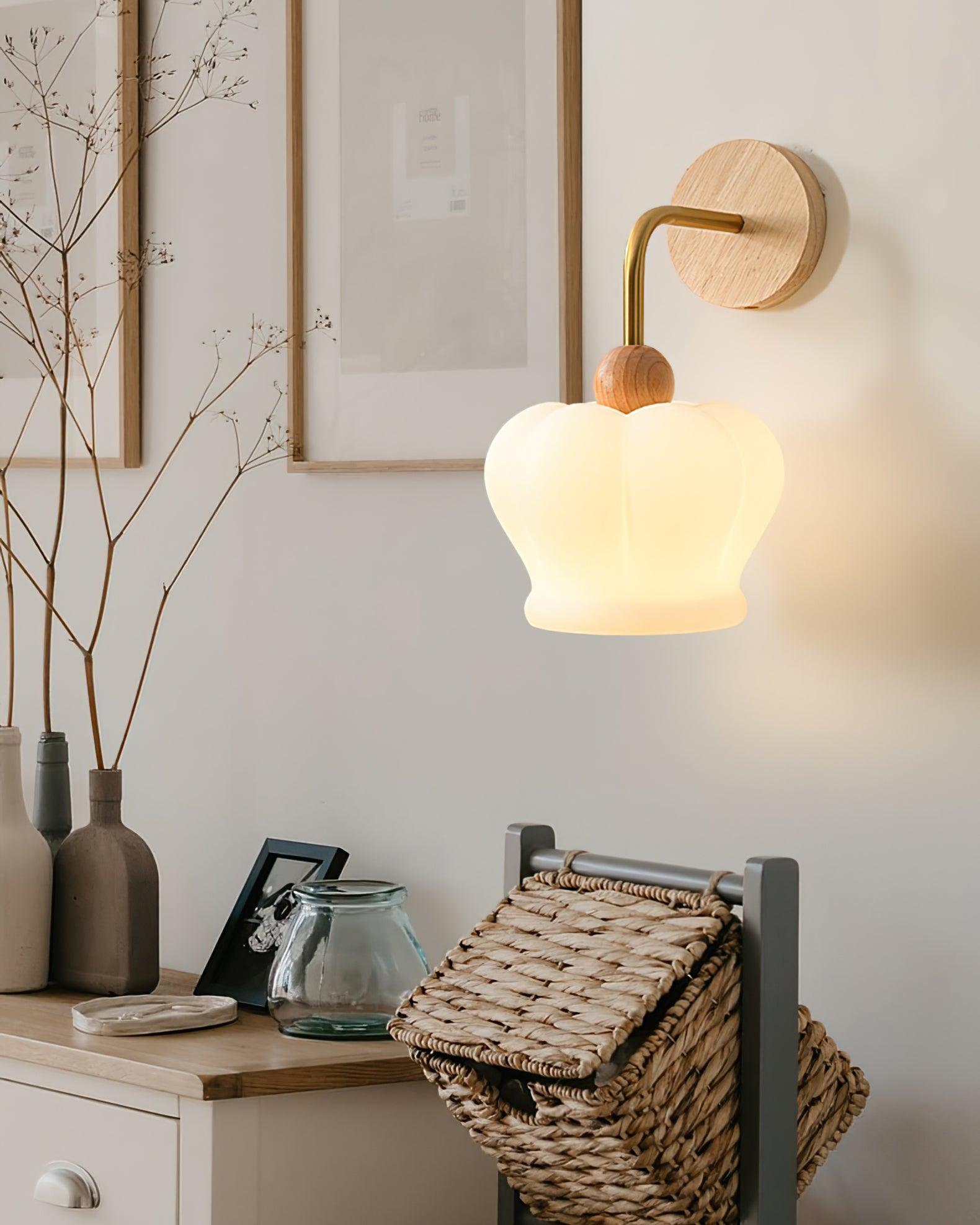 Crown Wall Lamp - Lumpaz