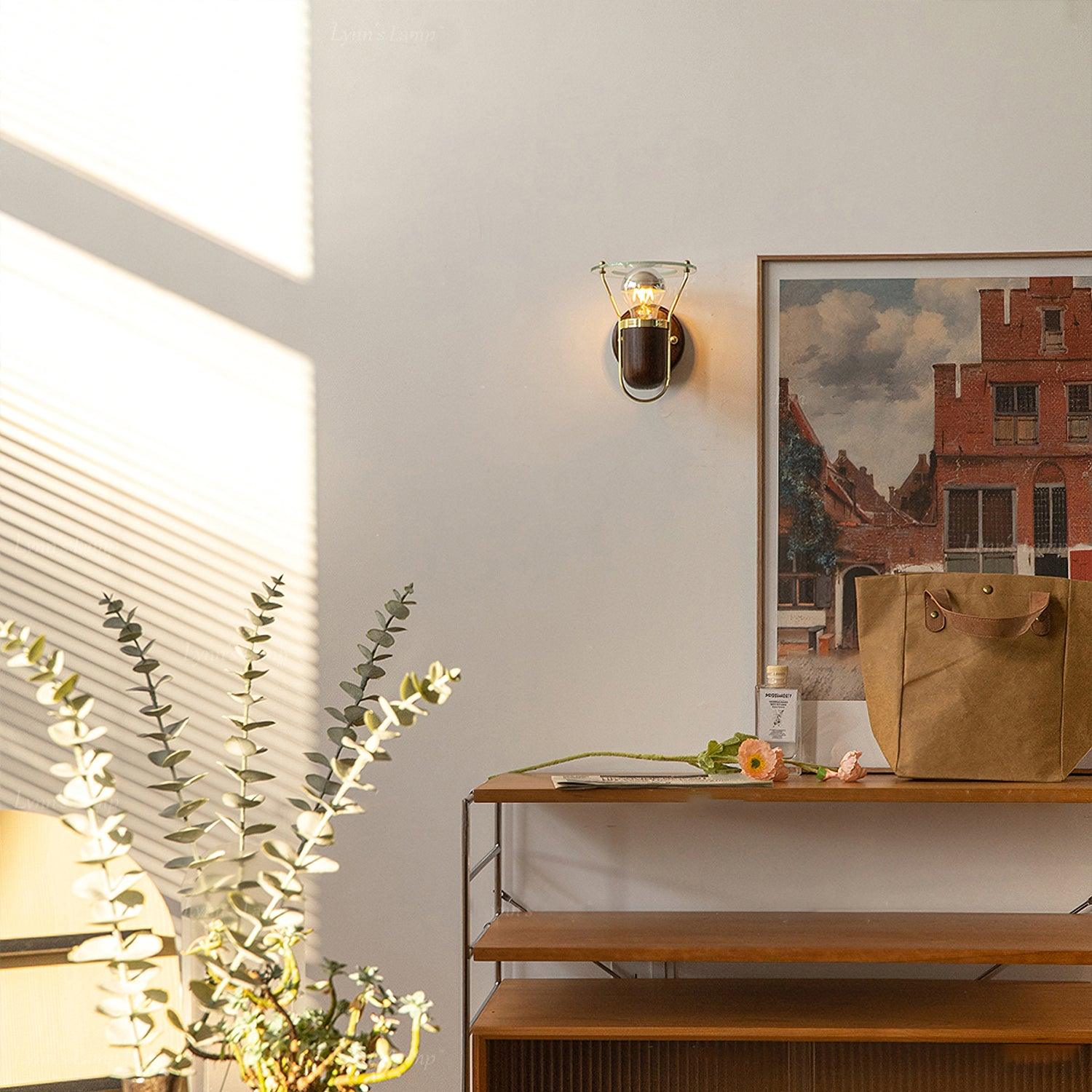 Vaughan Wall Light - Lumpaz