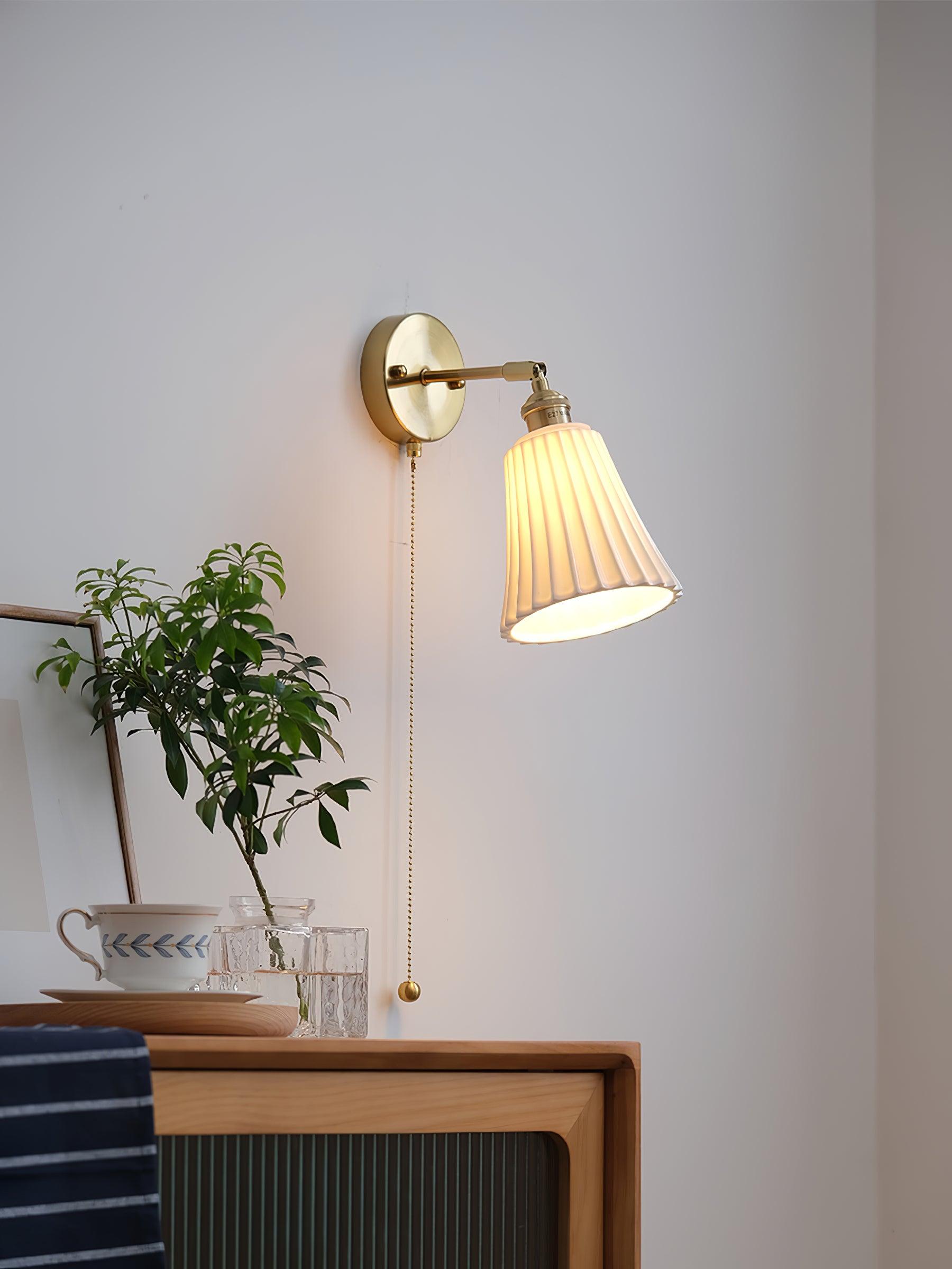 Trumpet Ceramic Wall Light - Lumpaz