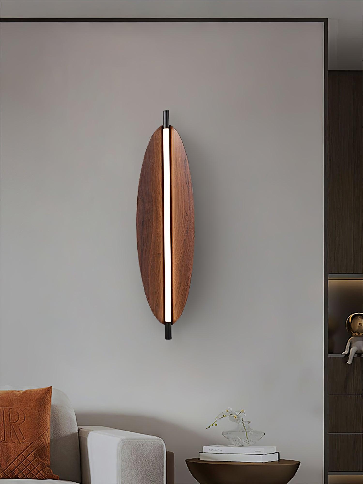 Sleek Board Sconce - Lumpaz