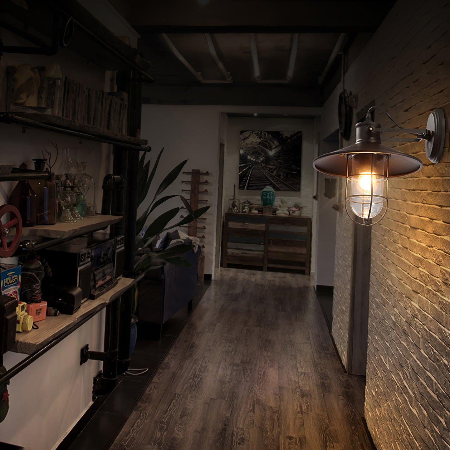 Harbour Industrial Wall Light - Lumpaz
