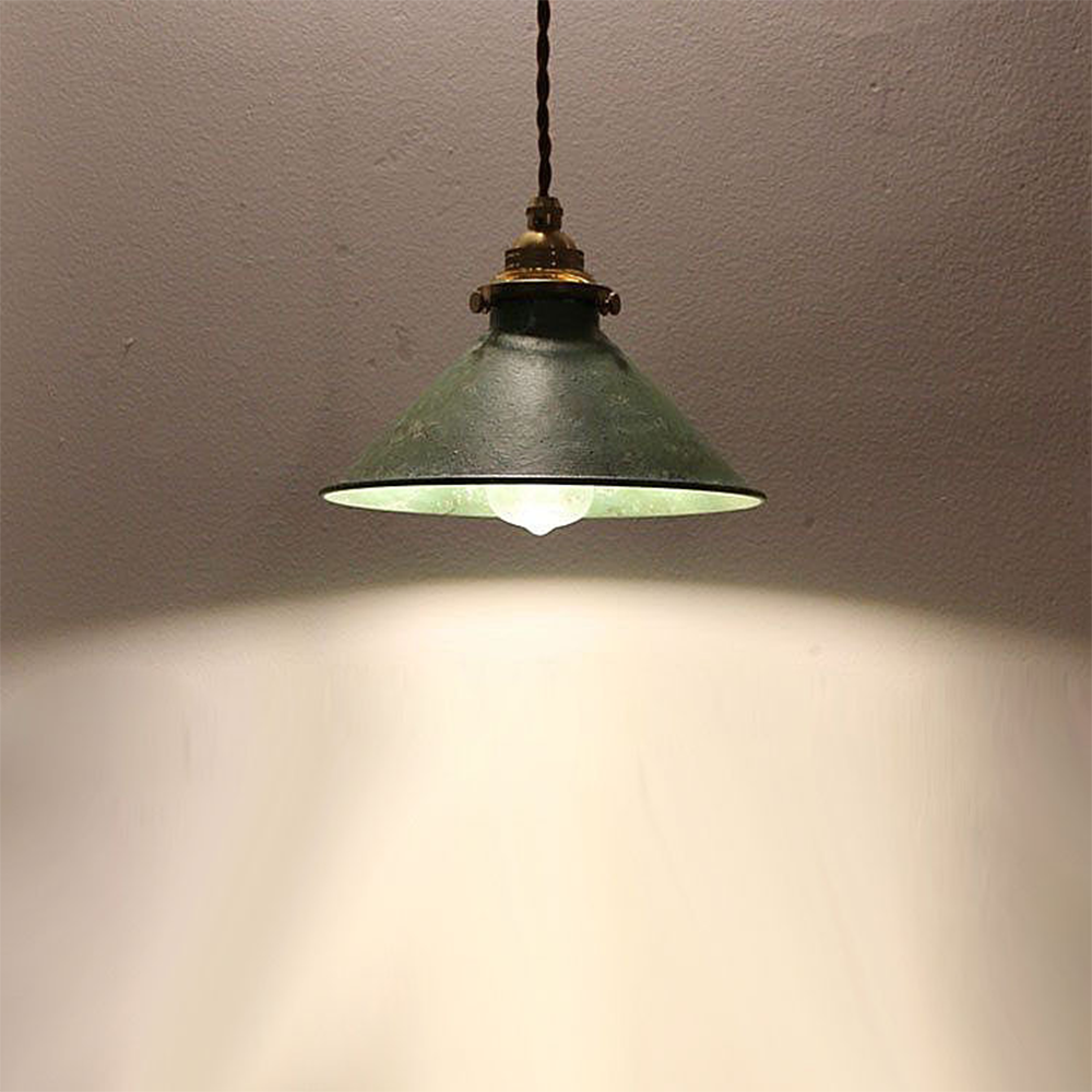 Retro Industrial Metal Fanale Pendant Light - Lumpaz