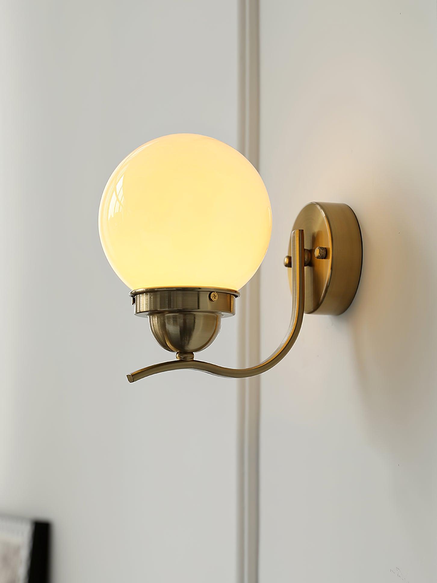 Ryttenberg Wall Lamp - Lumpaz