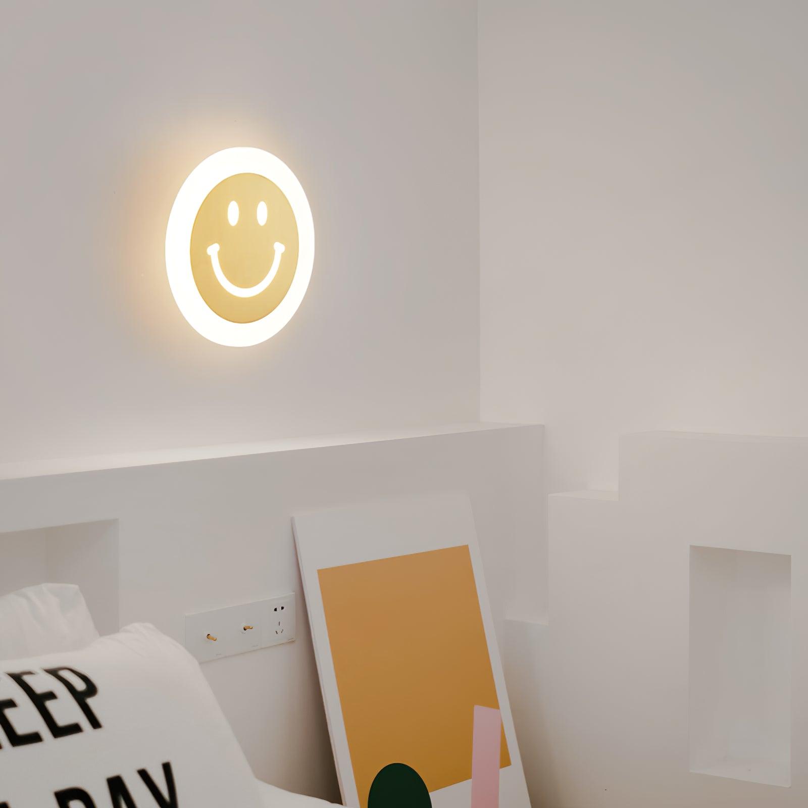 Smiley Wall Lamp - Lumpaz
