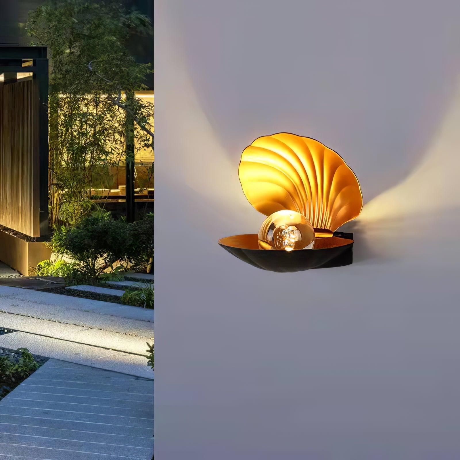Pearl Clam Wall Light - Lumpaz