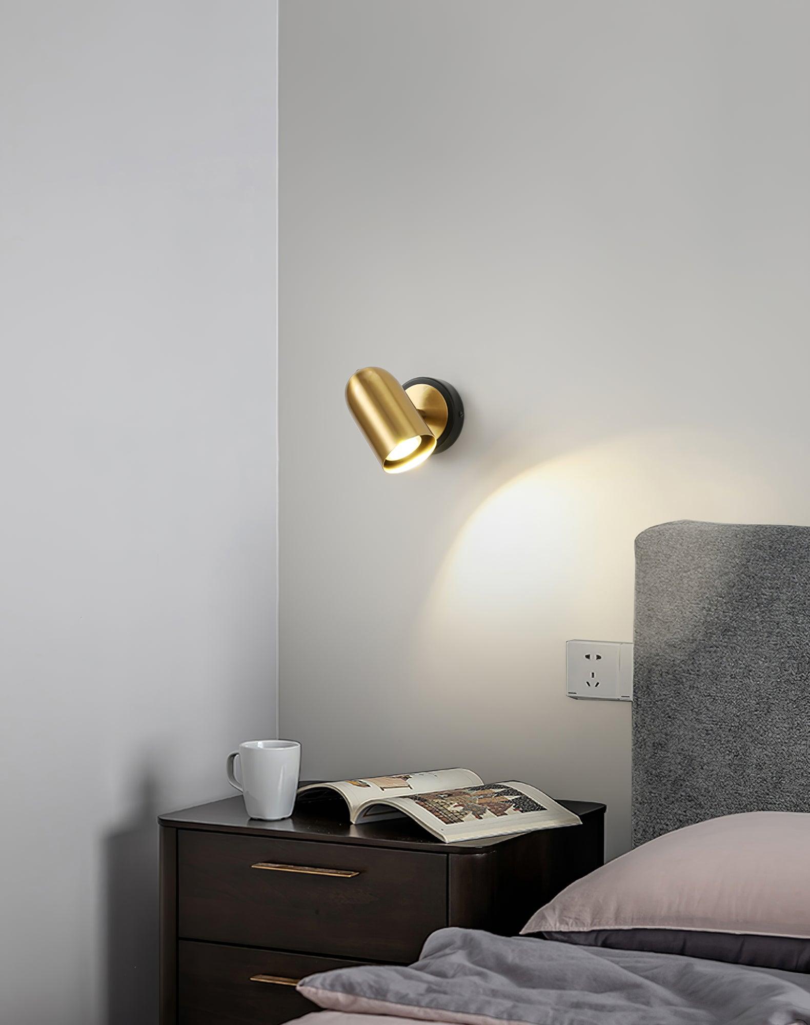 Leonardo Gold Wall Lamp - Lumpaz