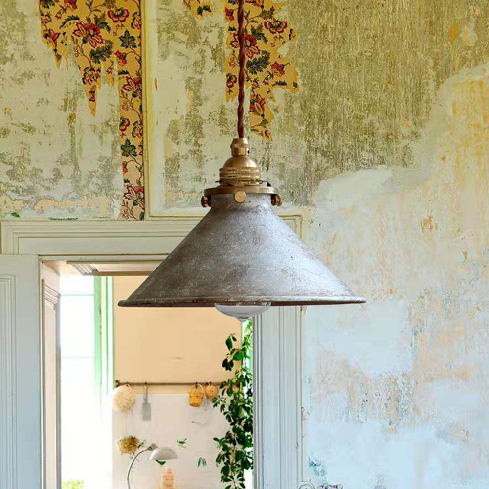 Retro Industrial Metal Fanale Pendant Light - Lumpaz