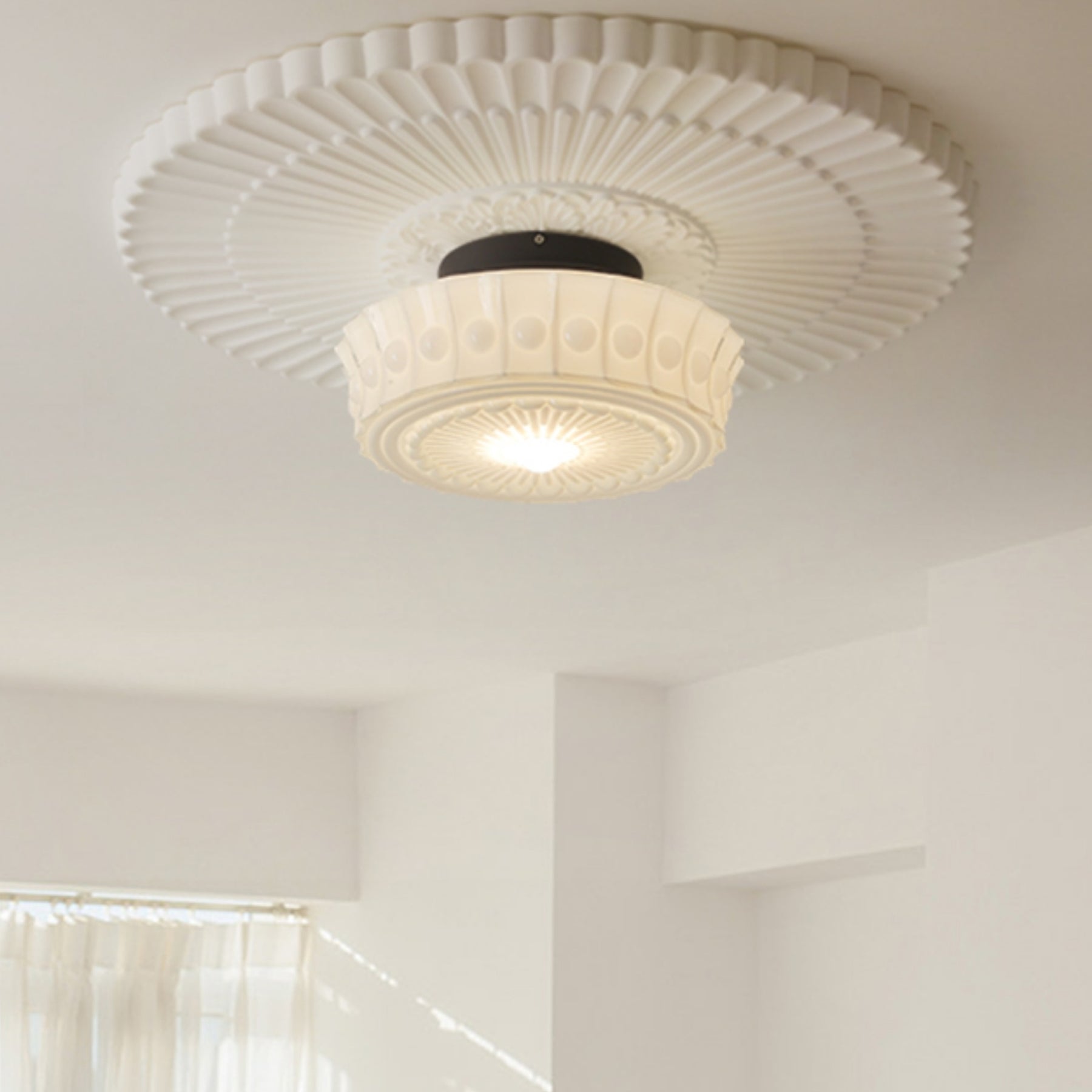 White Vintage Round Pendant Light - Lumpaz