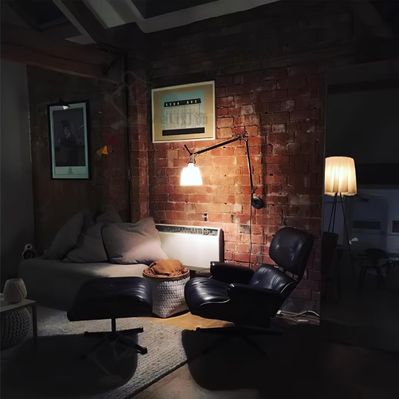 Rocker Modern Design Wall Lamp - Lumpaz