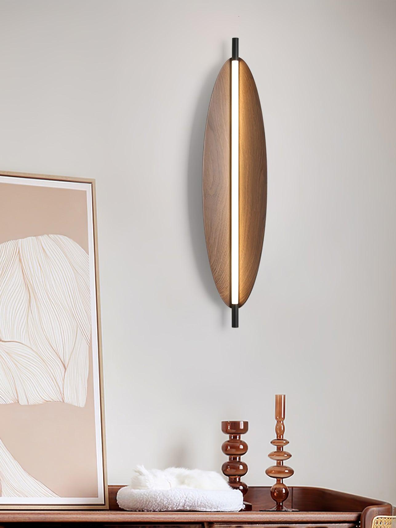 Sleek Board Sconce - Lumpaz