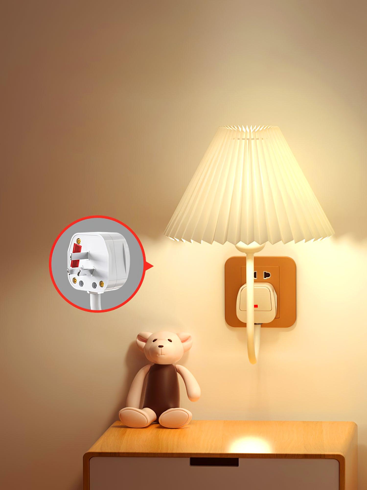 Plug-in Wall Light - Lumpaz