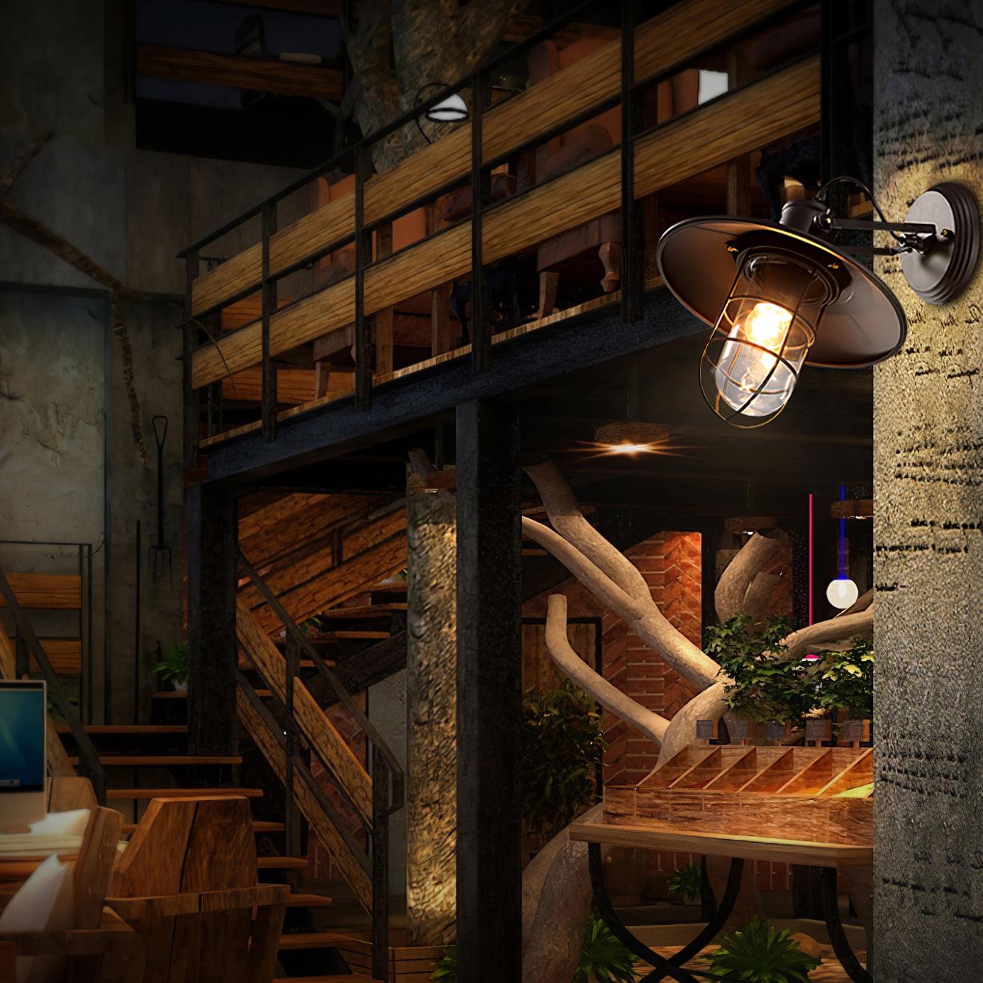 Harbour Industrial Wall Light - Lumpaz