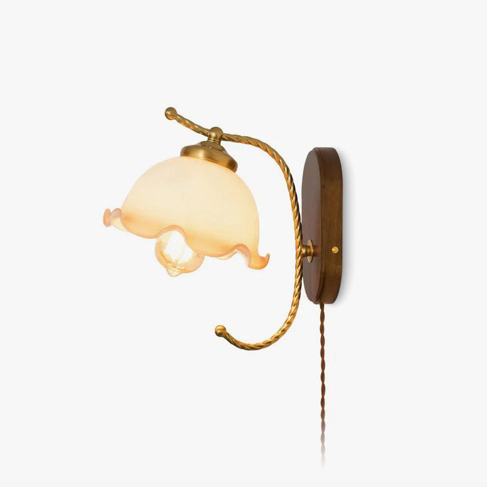 Milky Flower Wall Light - Lumpaz