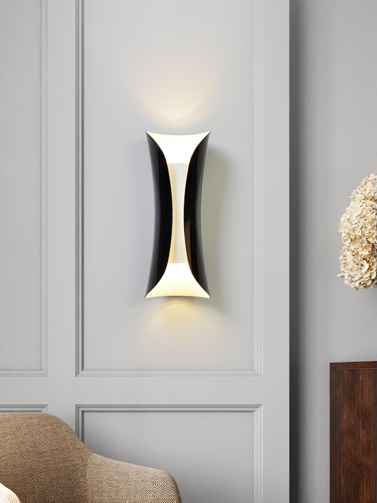 Small Waist Wall Lamp - Lumpaz