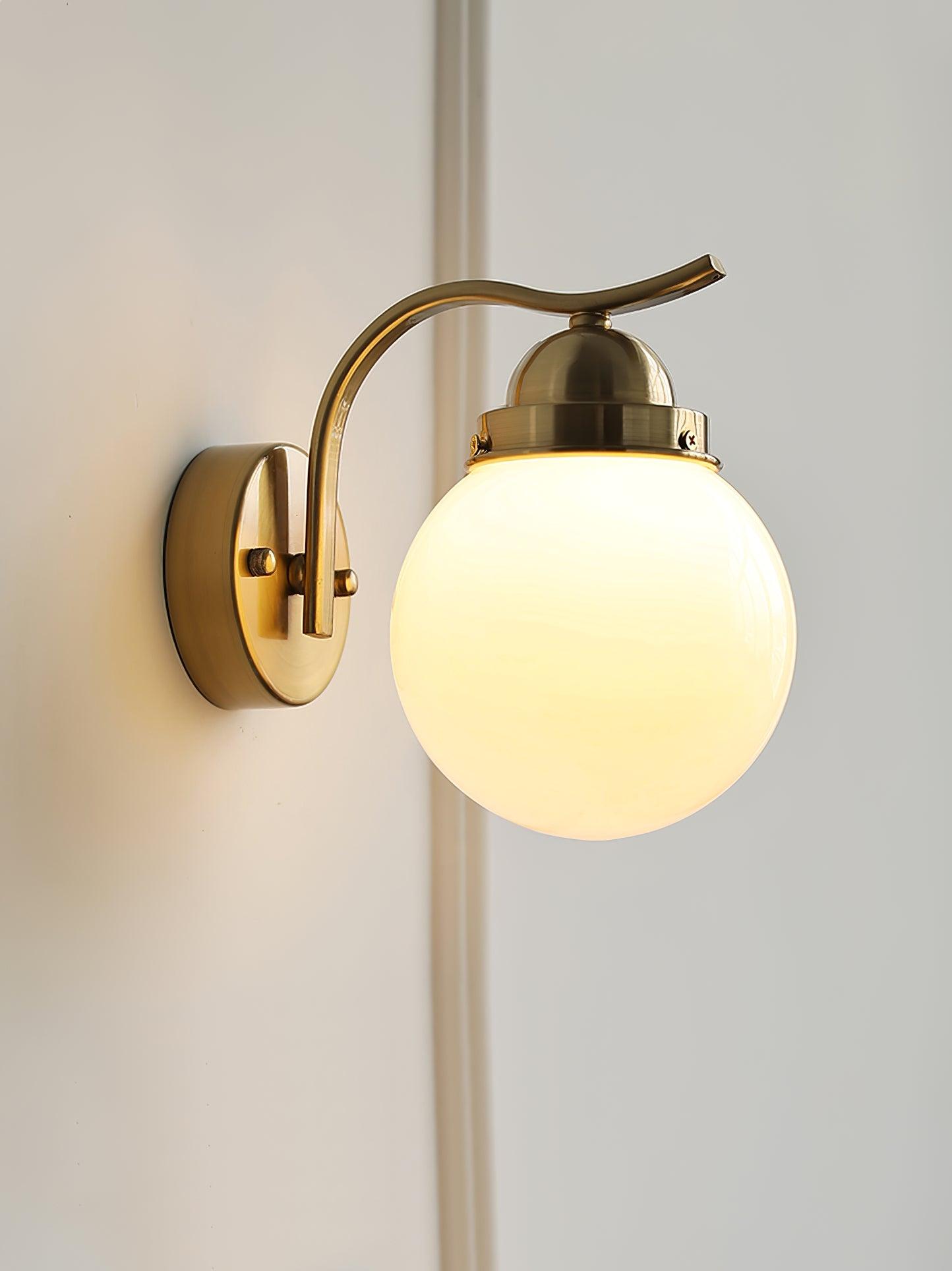 Ryttenberg Wall Lamp - Lumpaz