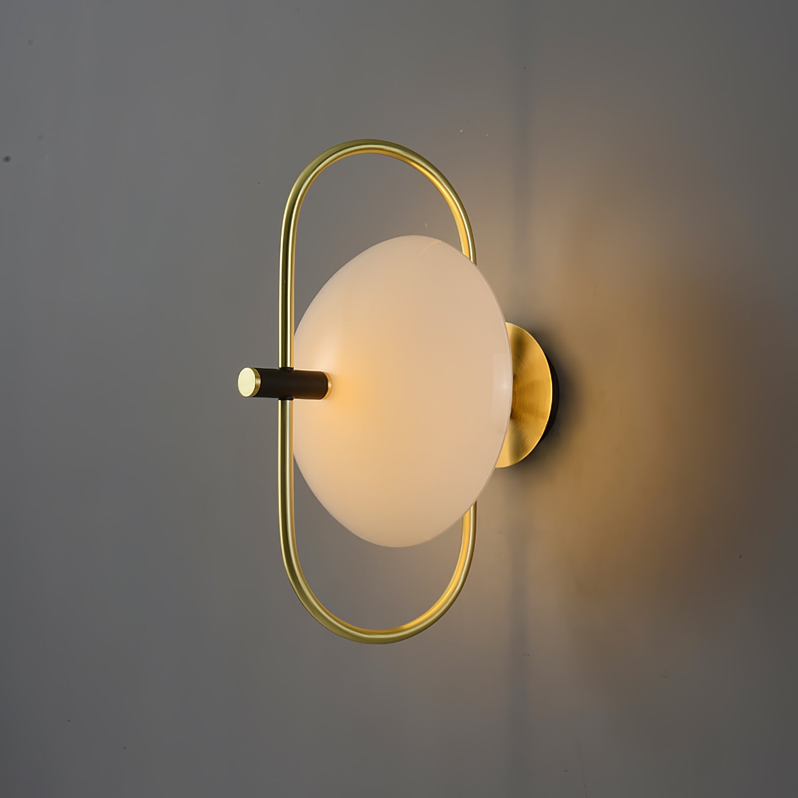 Odeon Wall Lamp - Lumpaz