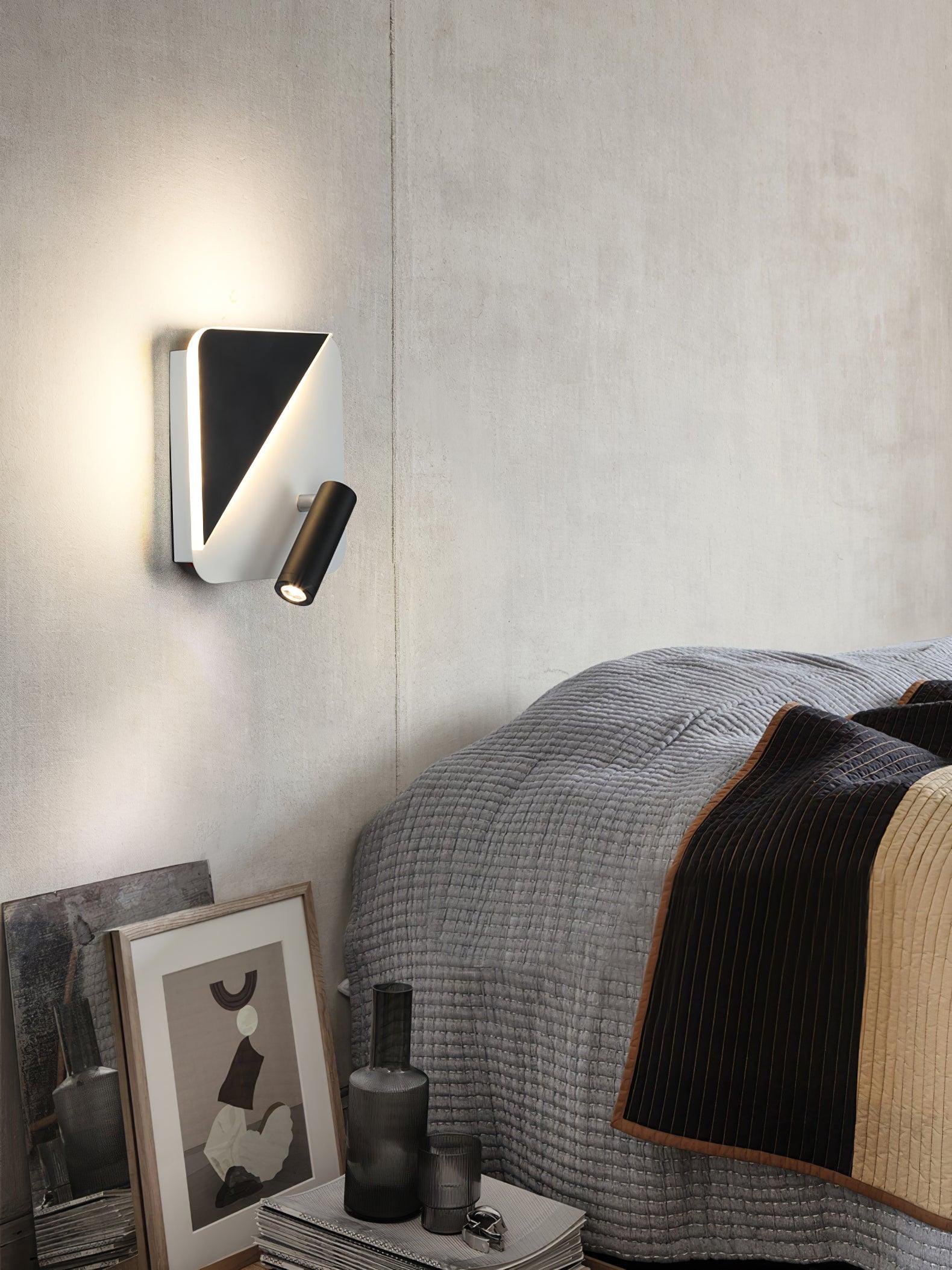 Kneeland Rotatable Wall Lamp - Lumpaz