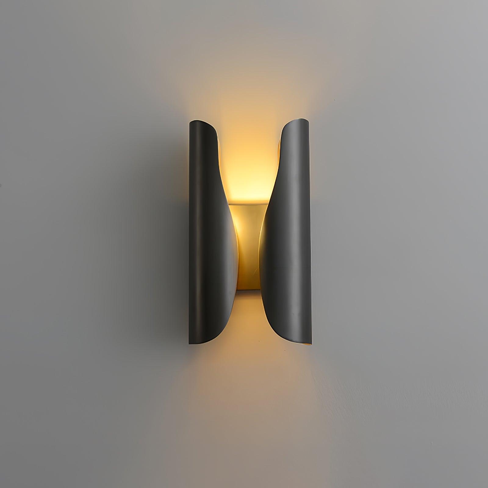 Guardian Wall Sconce - Lumpaz
