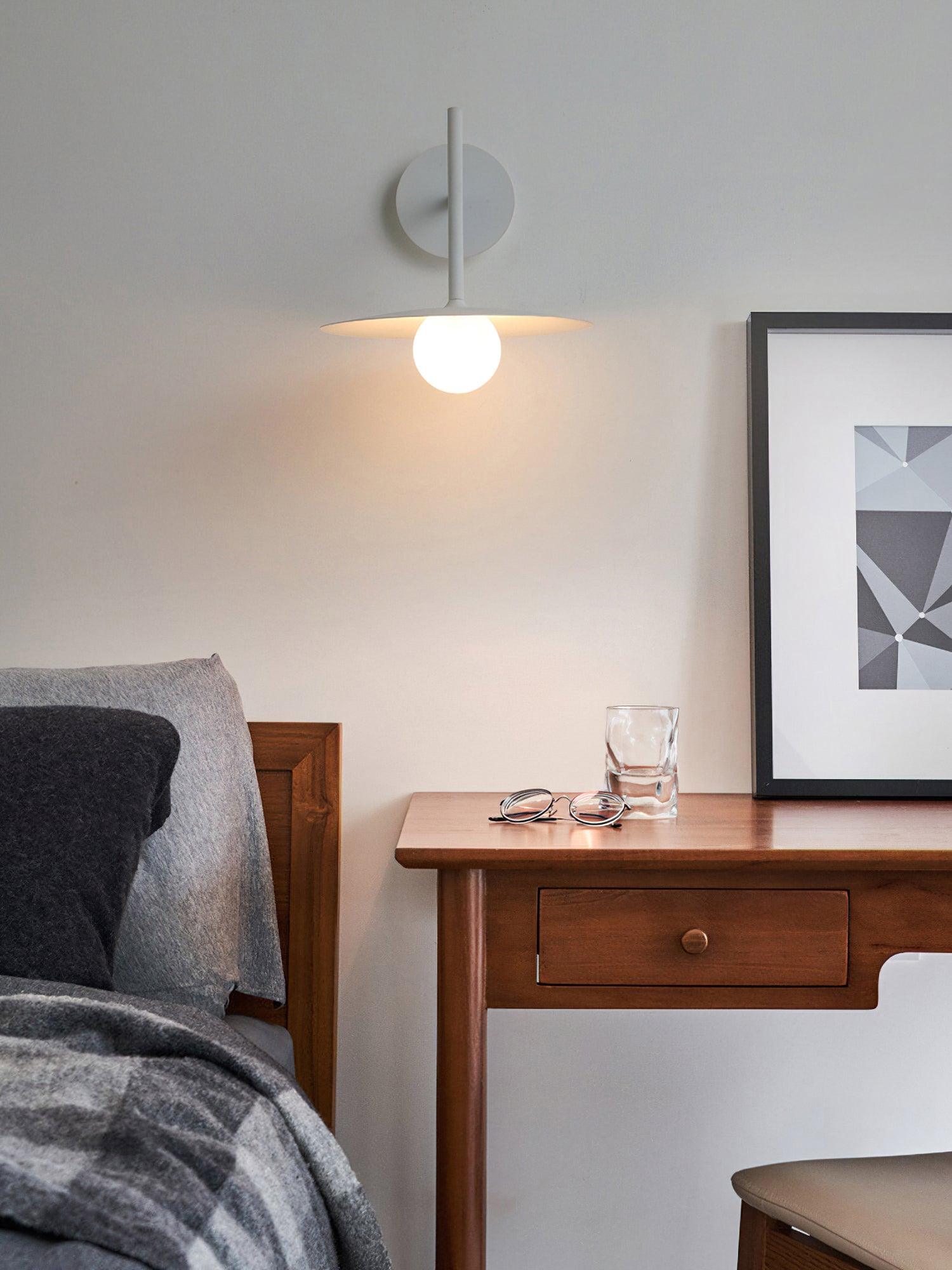 Gea Iron Wall Lamp - Lumpaz