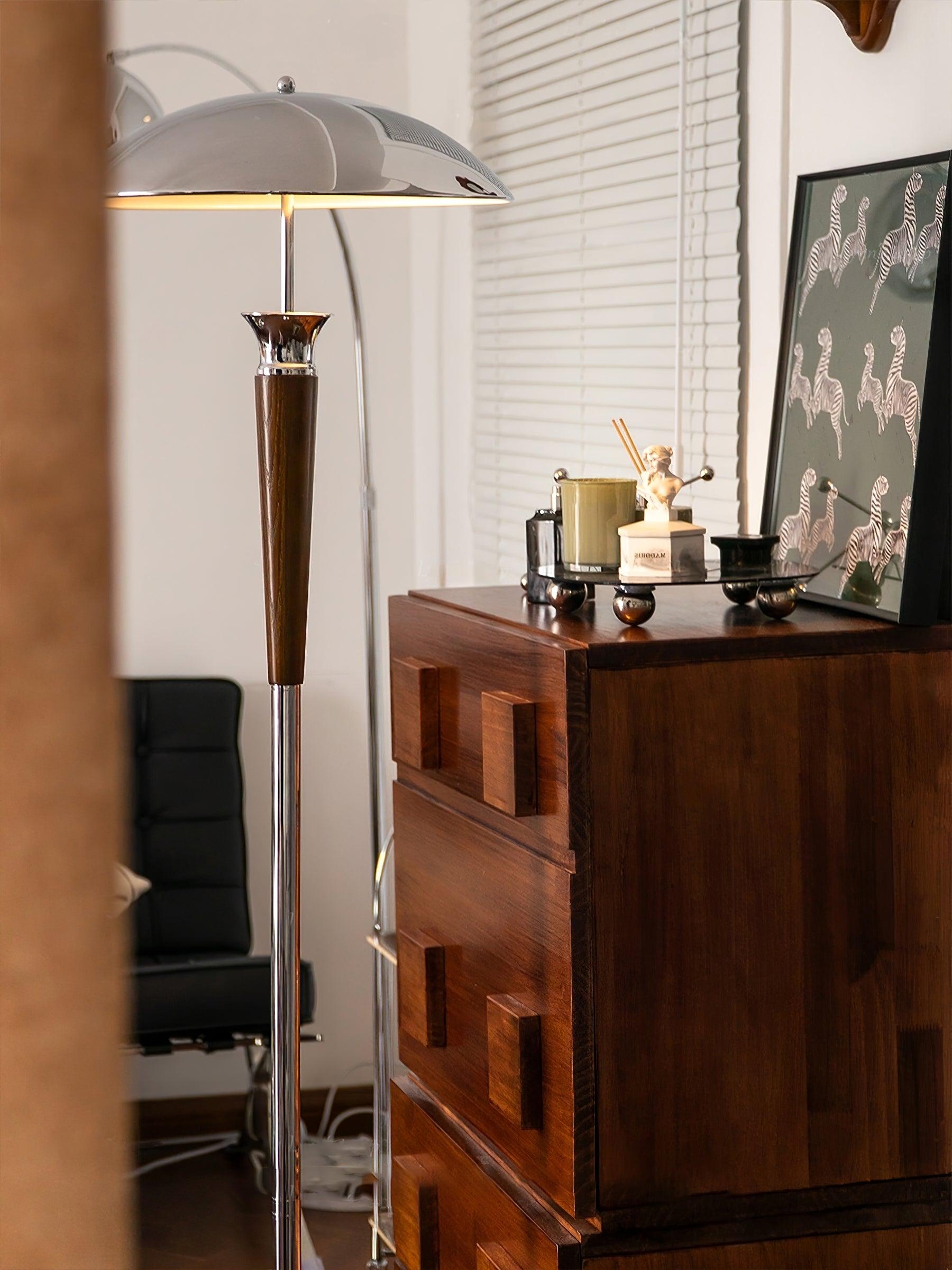 Helmet Floor Lamp - Lumpaz