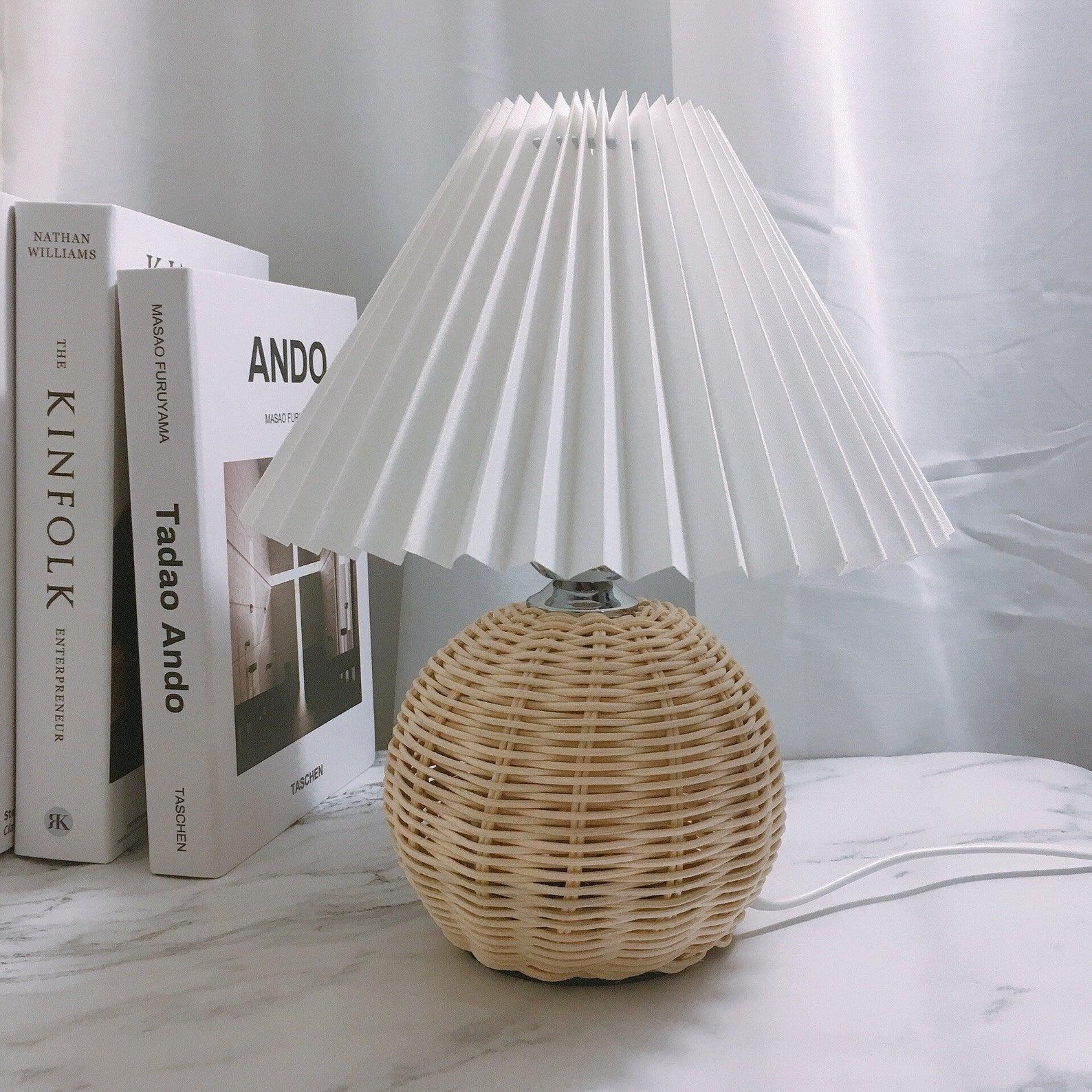 Rattan Pleated Built-in Battery Table lamp - Lumpaz