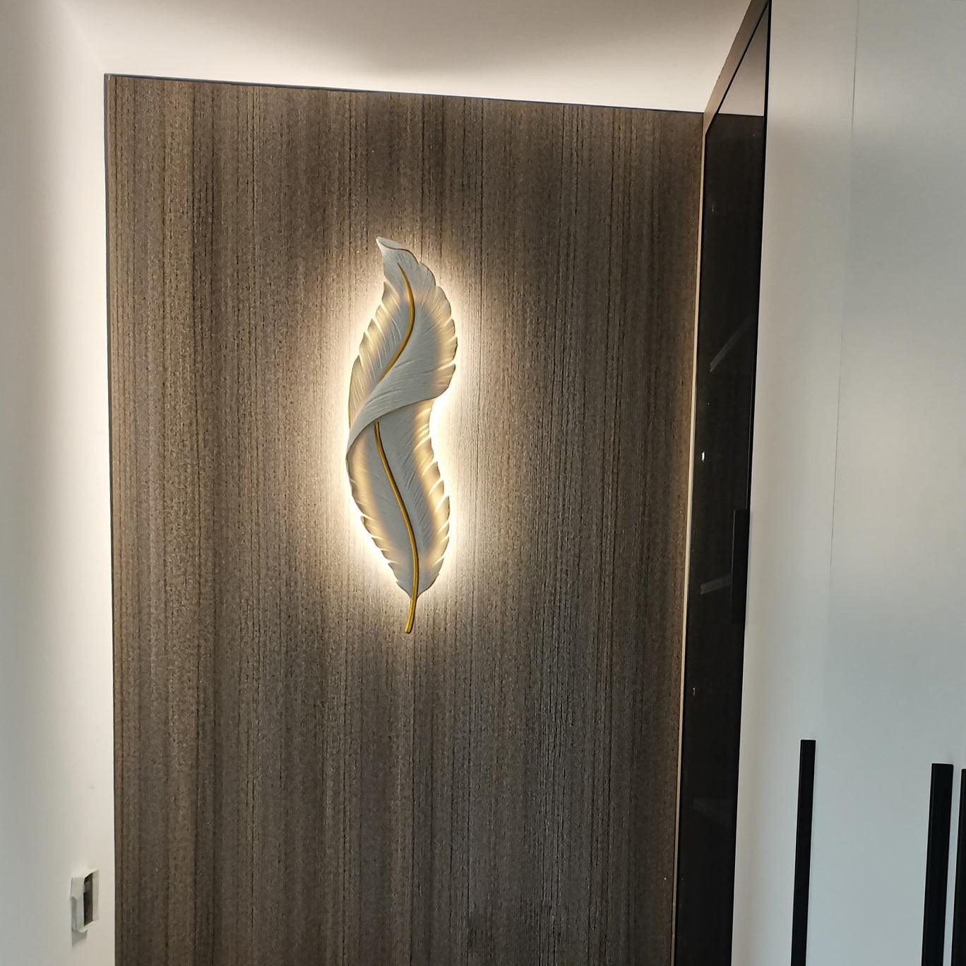 Feather Wall Lamp - Lumpaz
