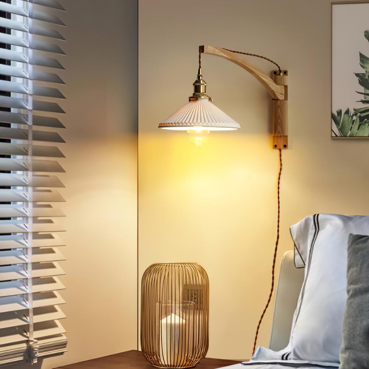 Walnut Swing Arm Wall Lamp - Lumpaz