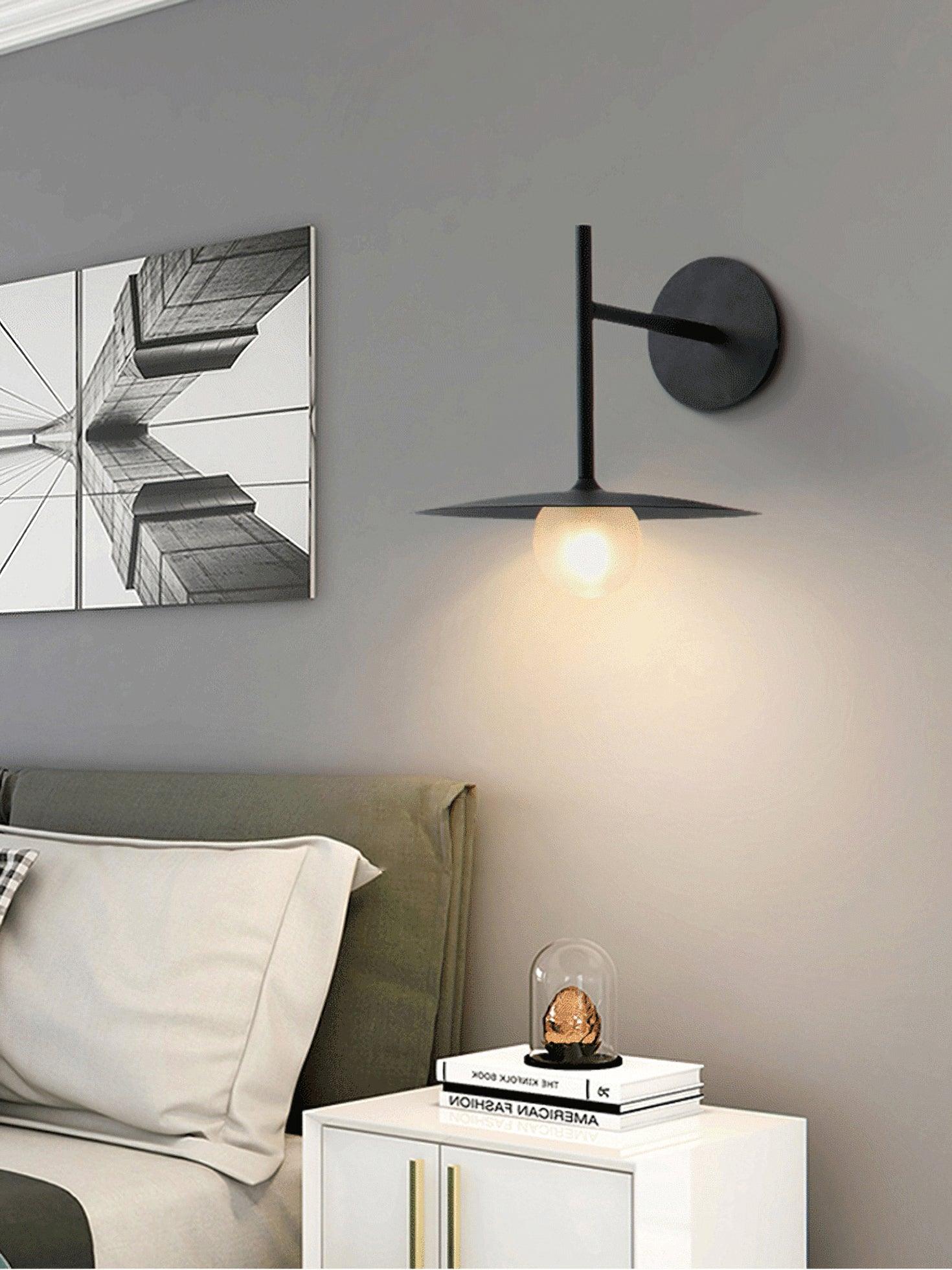 Gea Iron Wall Lamp - Lumpaz