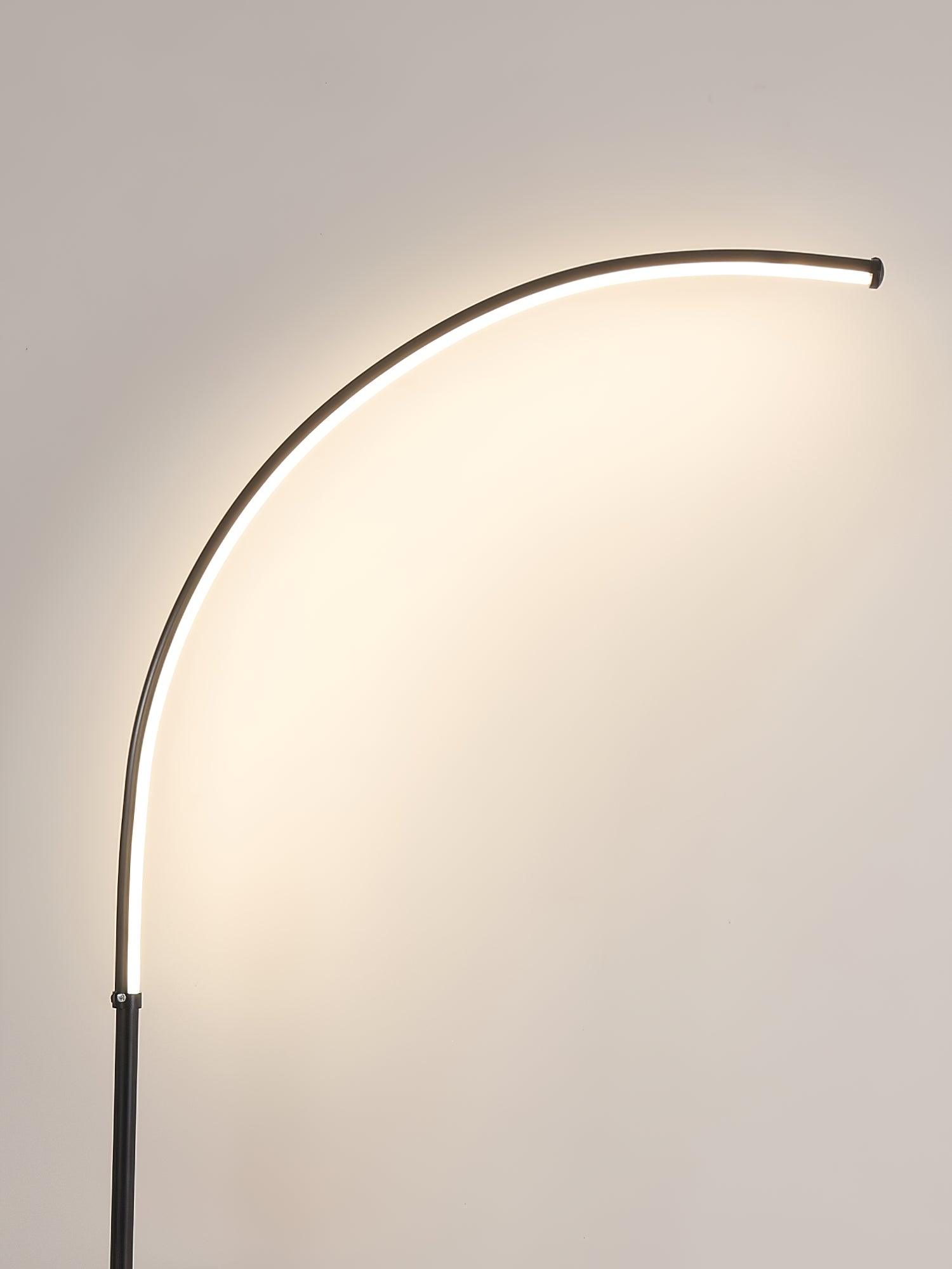 Nordic Arc Floor Lamp - Lumpaz