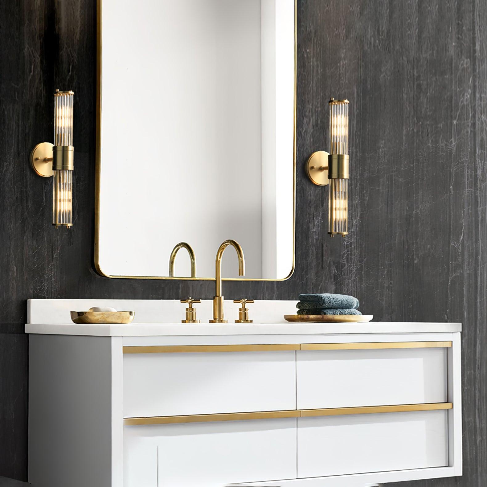 Allen Brass Wall Lamp - Lumpaz