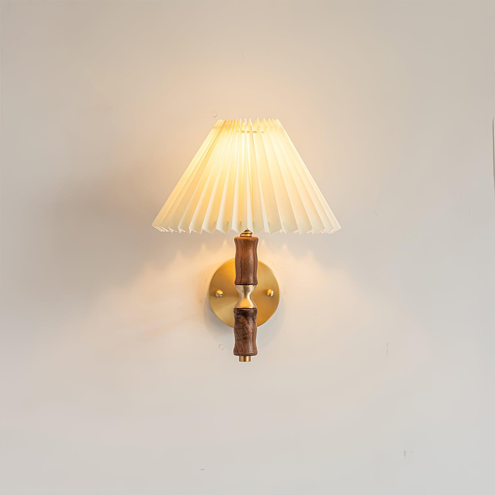 Pleated Walnut Wall Light - Lumpaz