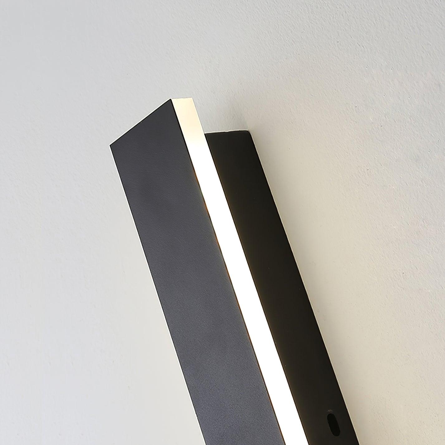 Long Strip Outdoor Sconce Solar Power - Lumpaz