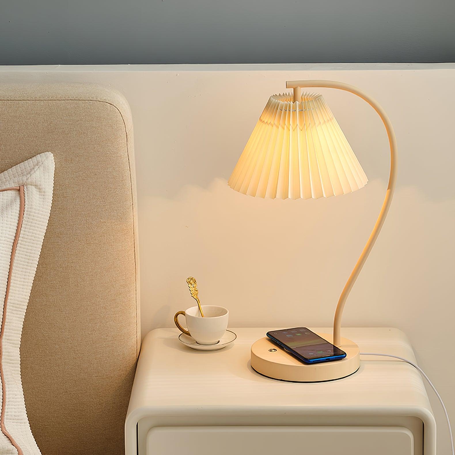 Crescini Pleated Table Lamp - Lumpaz