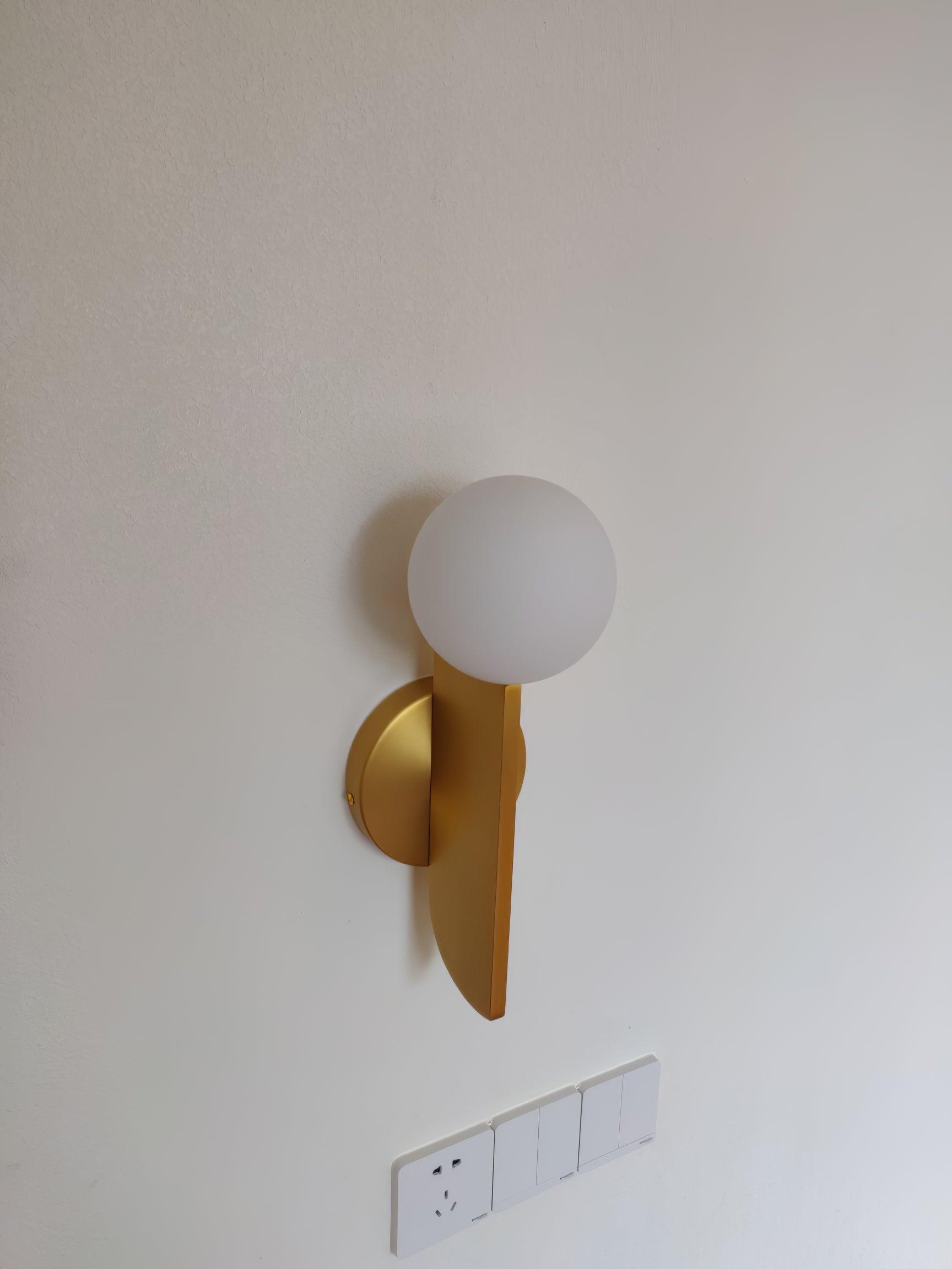 Bower Sconce - Lumpaz