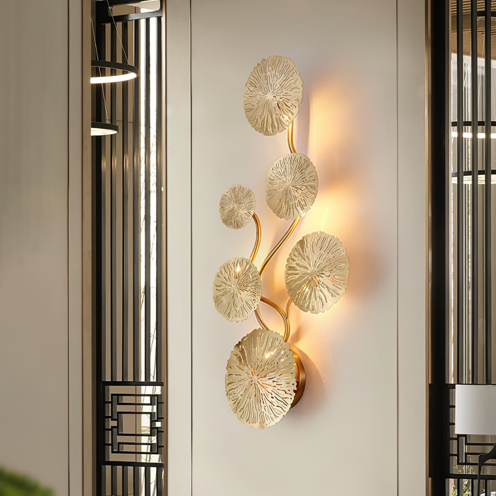 Lotus Leaf Wall Sconce - Lumpaz