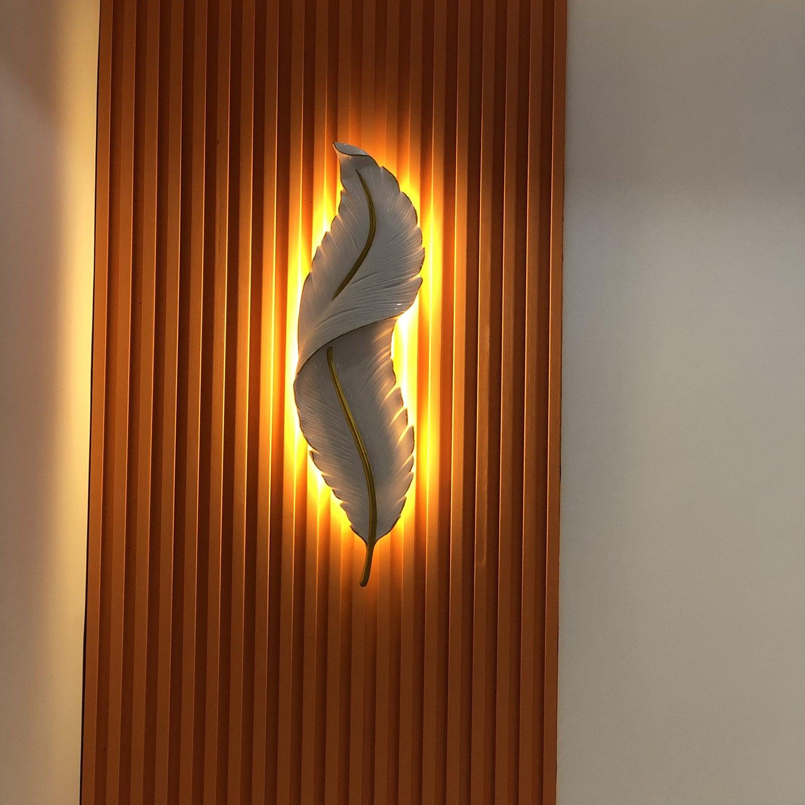 Feather Wall Lamp - Lumpaz