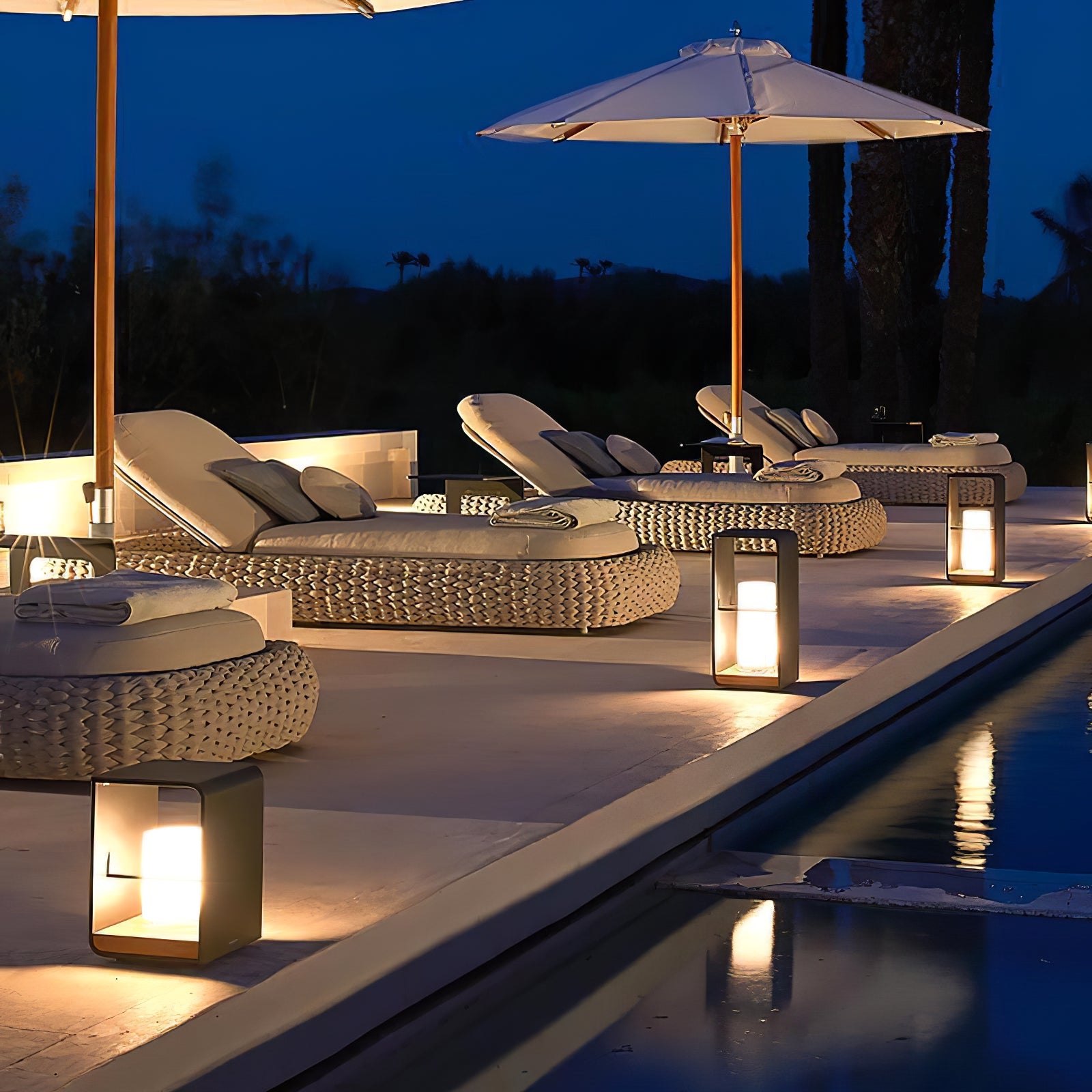 LED Lantern Garden Light - Lumpaz