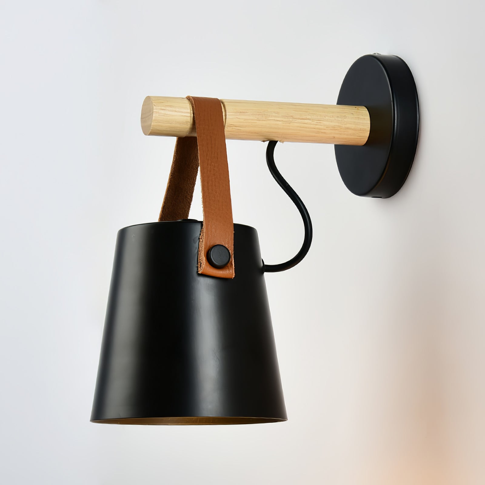 Wooden Conical Wall Light - Lumpaz