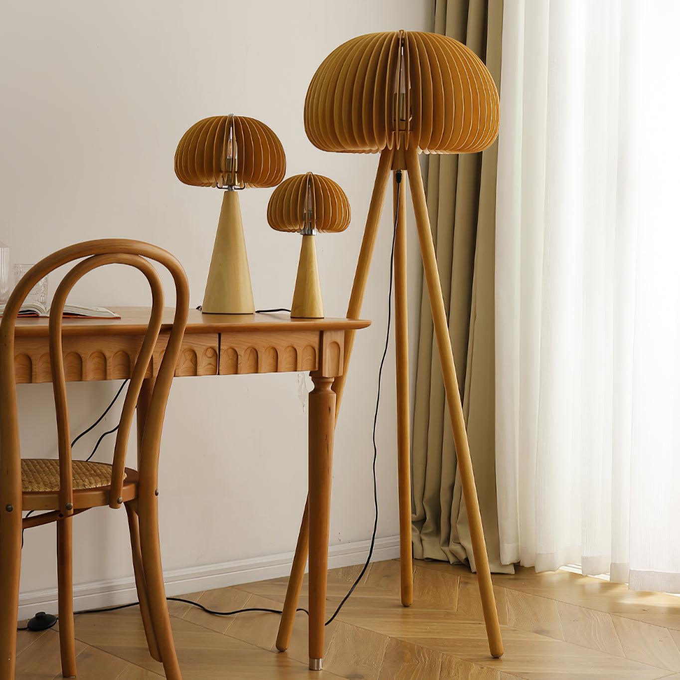 Wooden Pumpkin Floor Lamp - Lumpaz
