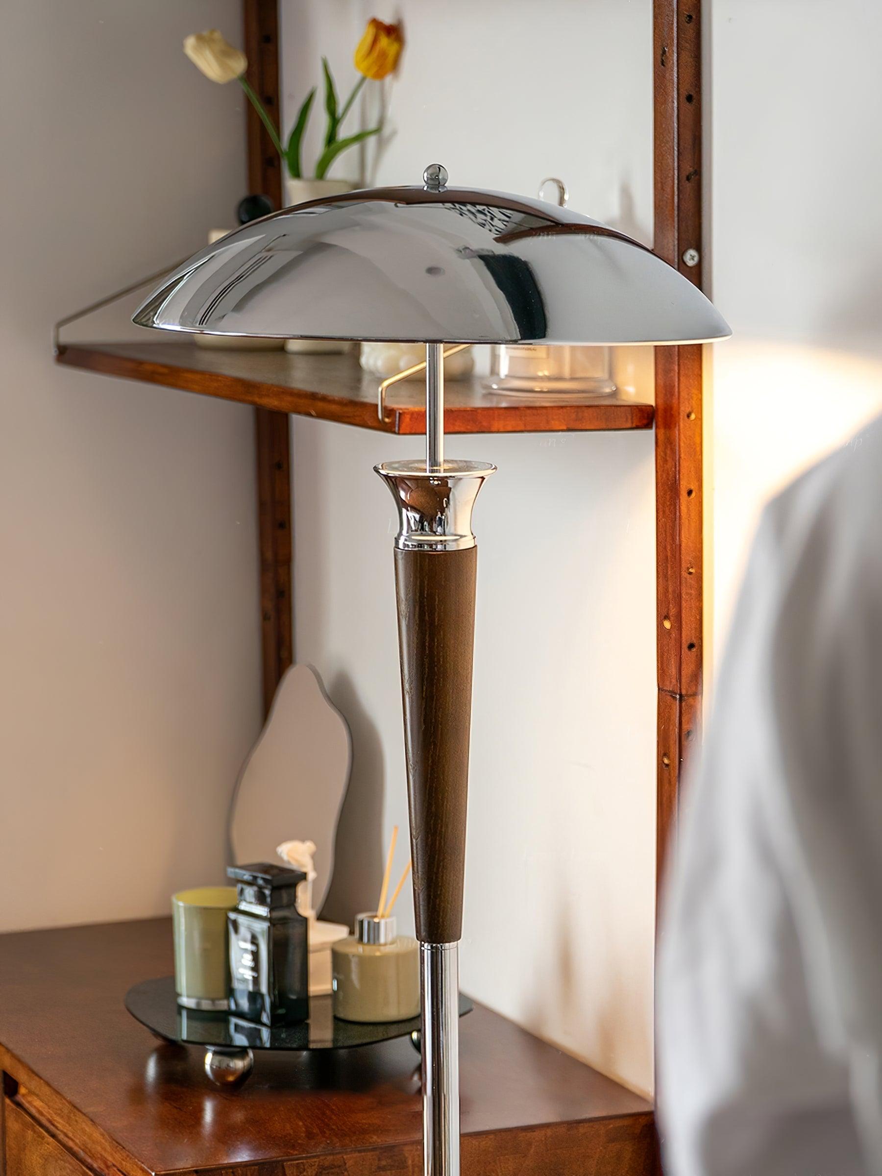 Helmet Floor Lamp - Lumpaz