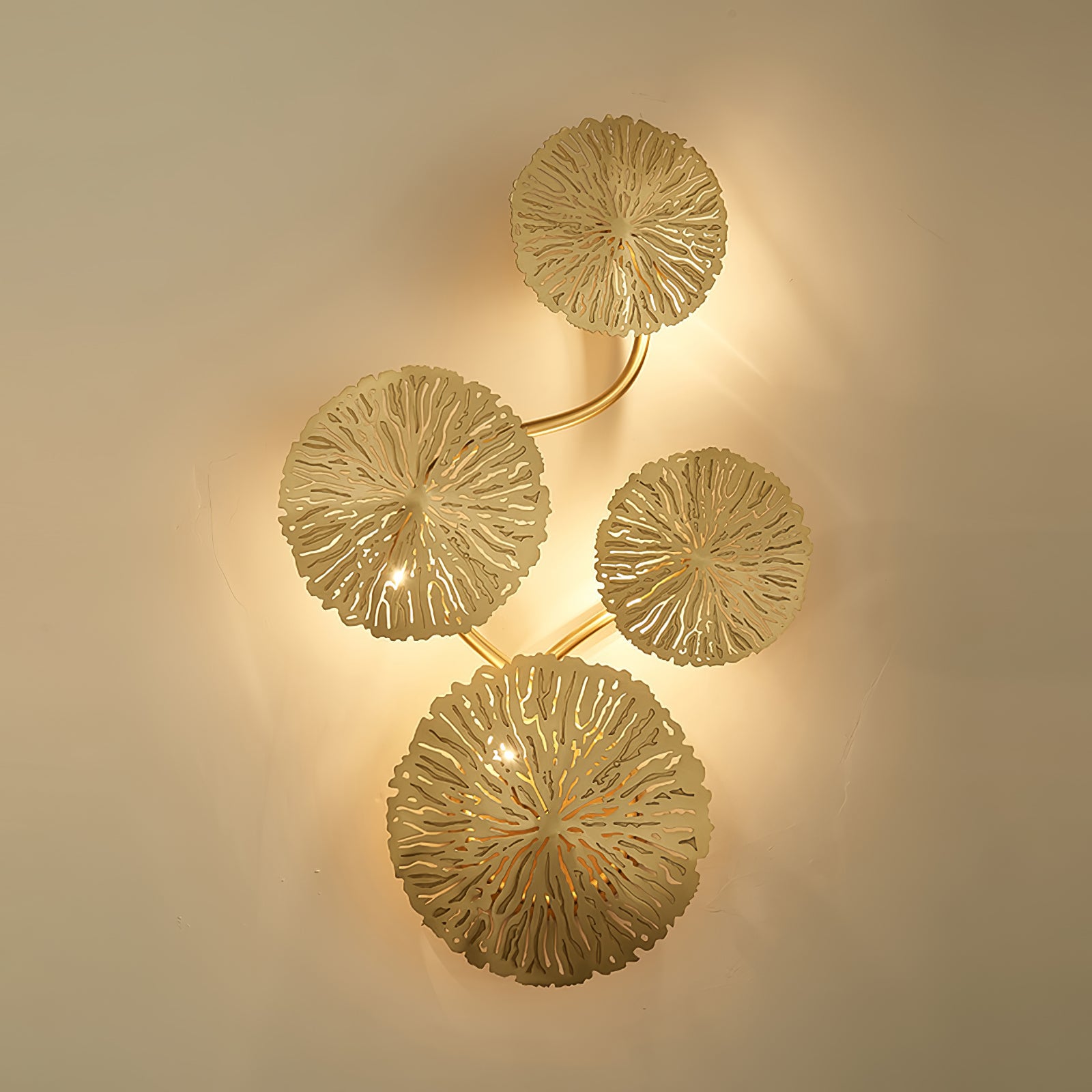Lotus Leaf Wall Sconce - Lumpaz