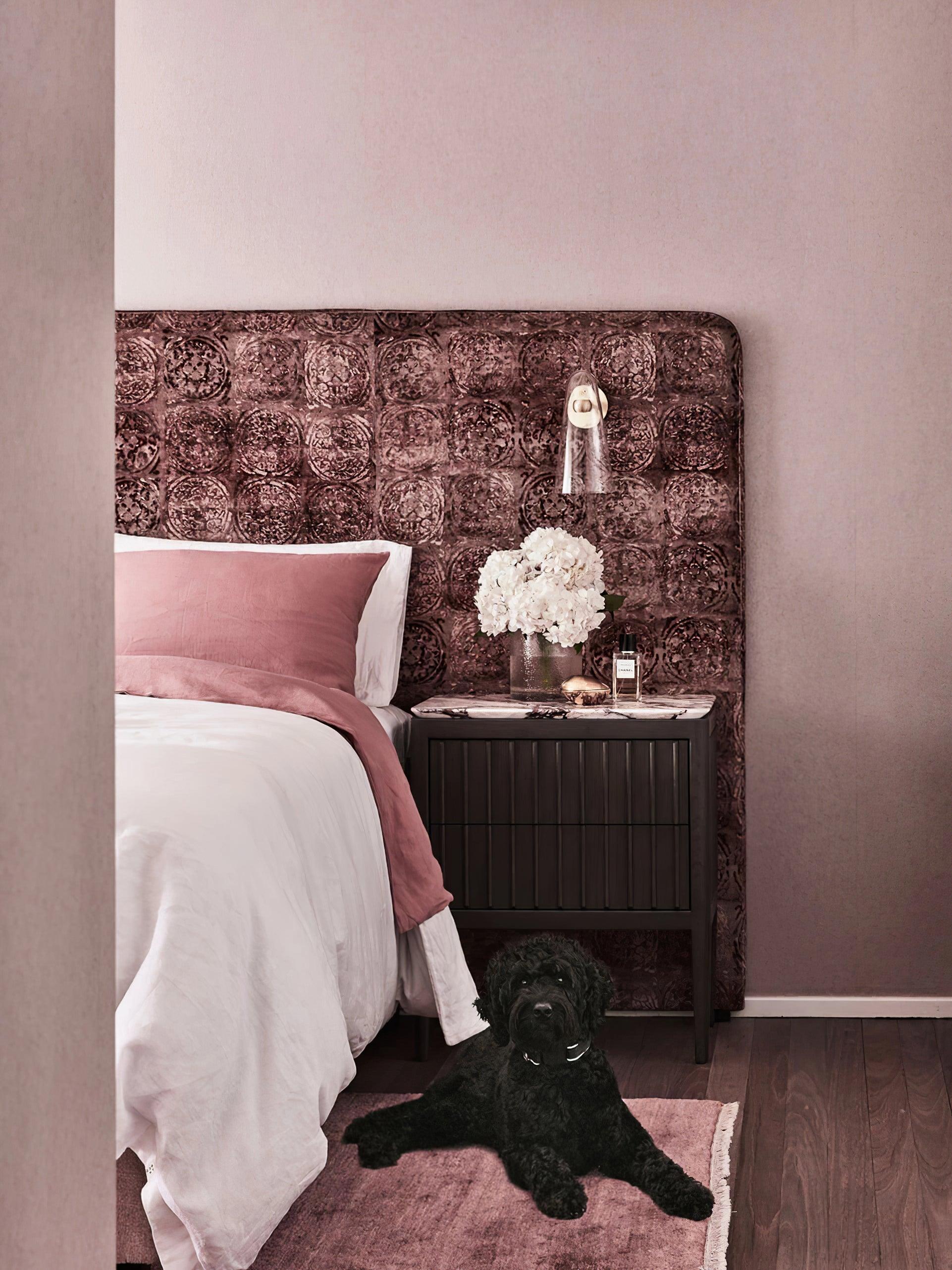 Conical Glass Wall Lamp - Lumpaz