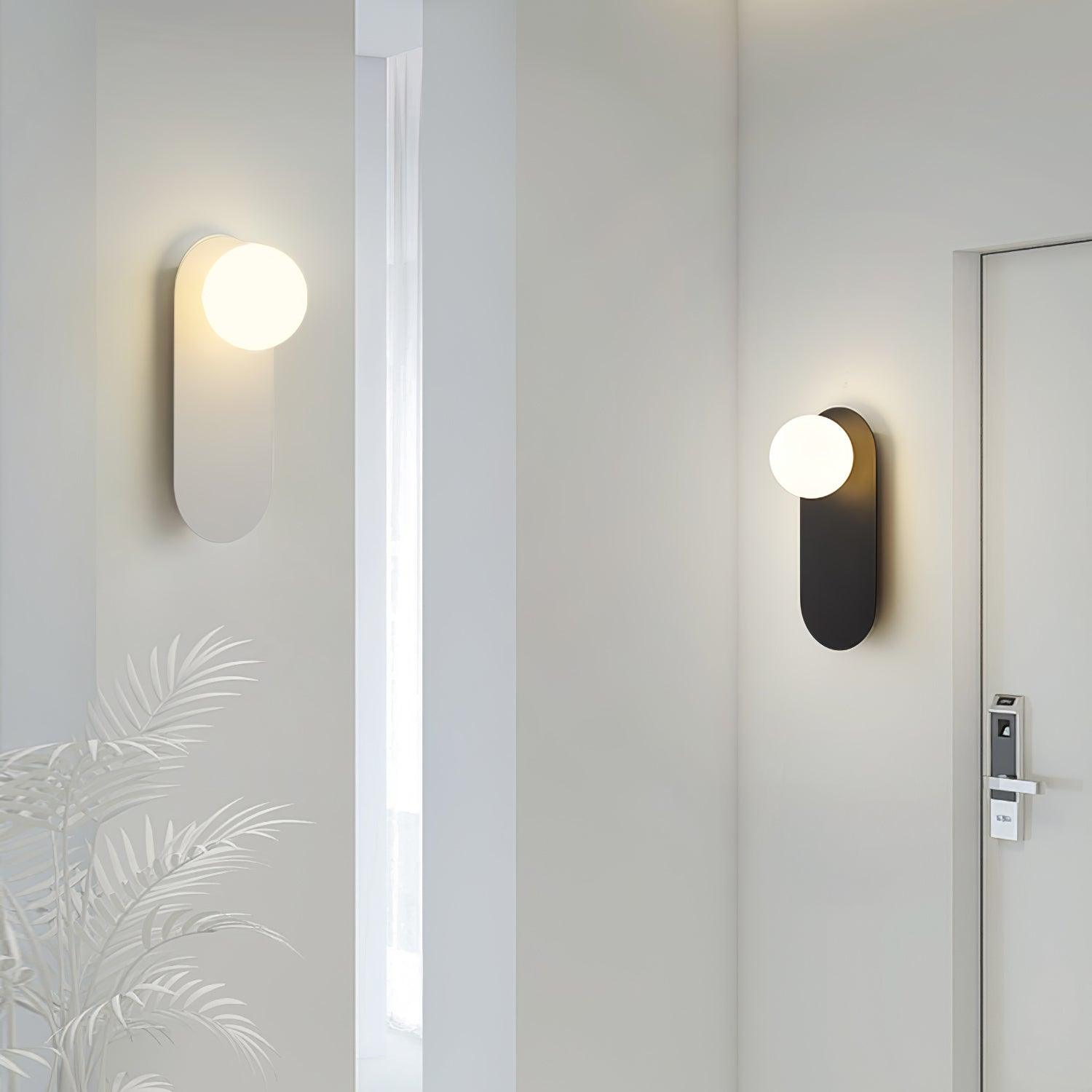 Flat Base Globe Sconce - Lumpaz